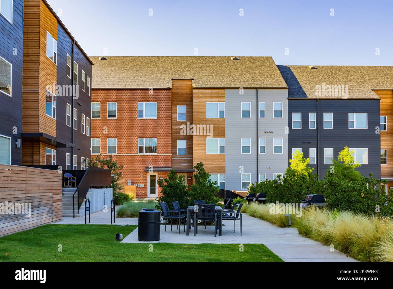 Vista soleggiata dell'appartamento per gli studenti dell'Oklahoma Foto Stock