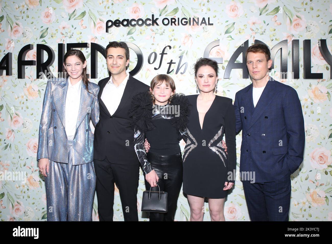 New York, Stati Uniti. 28th Set, 2022. Lio Tipton, Nick Antosca, Hendrix Yancey, Anna Paquin e Jake Lacy partecipano alla prima edizione di Peacock e UCP's A Friend of the Family tenutasi al Metrograph di New York il 28 settembre 2022 Credit: Sipa USA/Alamy Live News Foto Stock