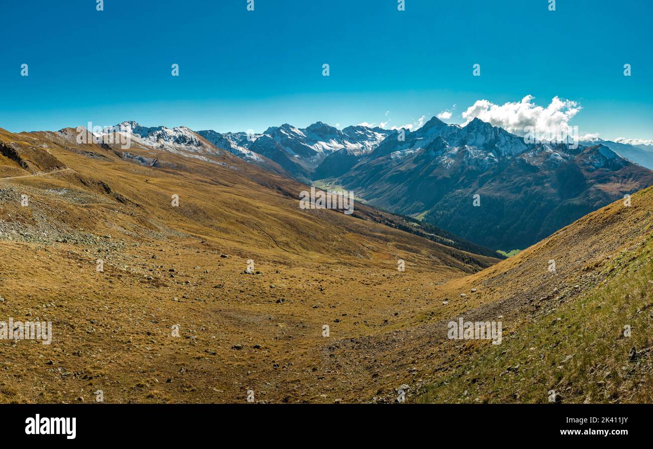 Vista dal Jacobshorn *** Caption locale *** Davos, Graubünden, Svizzera, paesaggio, autunno, montagne, colline, Foto Stock