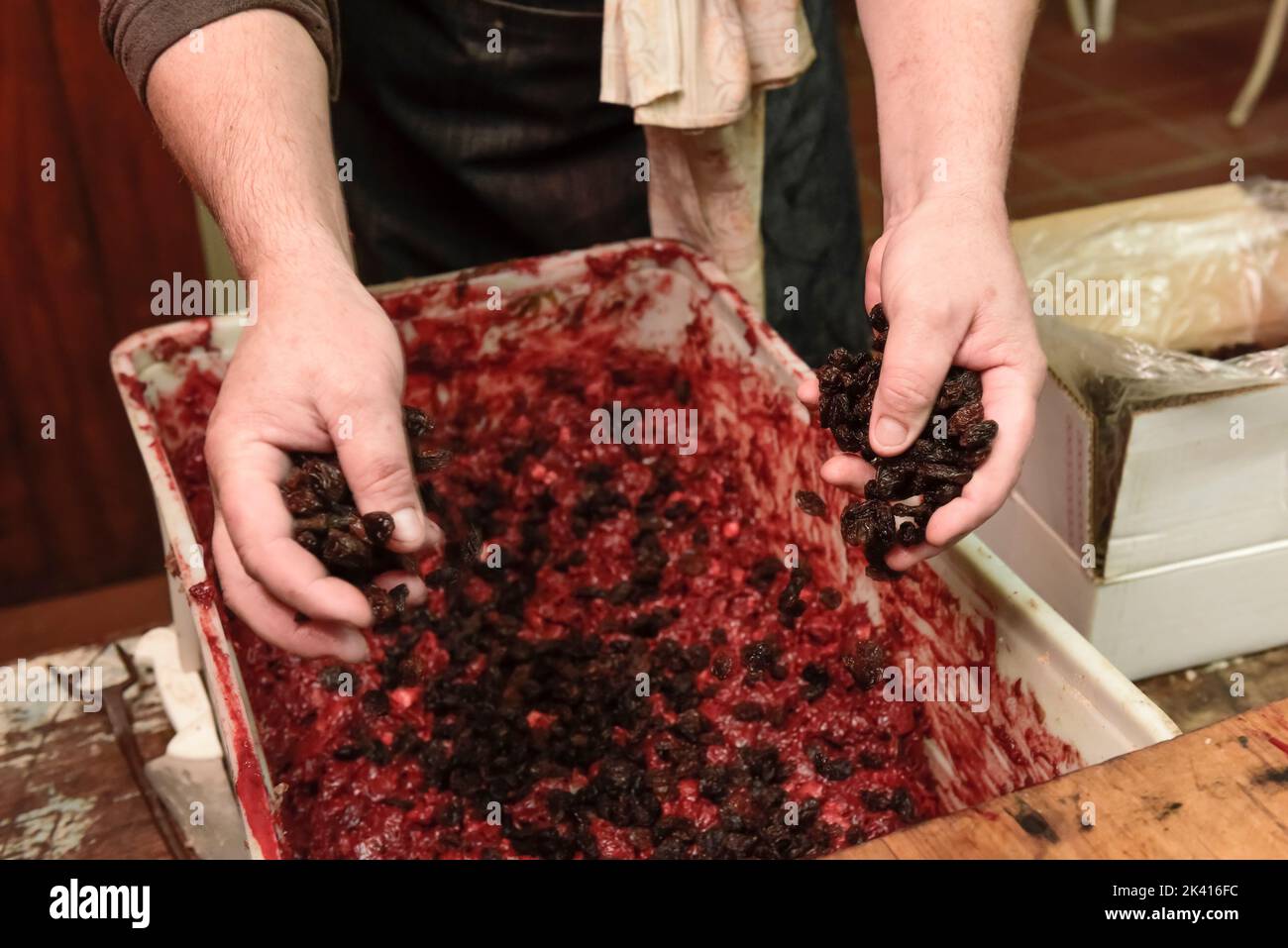 Salsicce fatte in casa, MACELLAIO DI MAIALE tradizionale , Provincia di la Pampa, Argentino Foto Stock