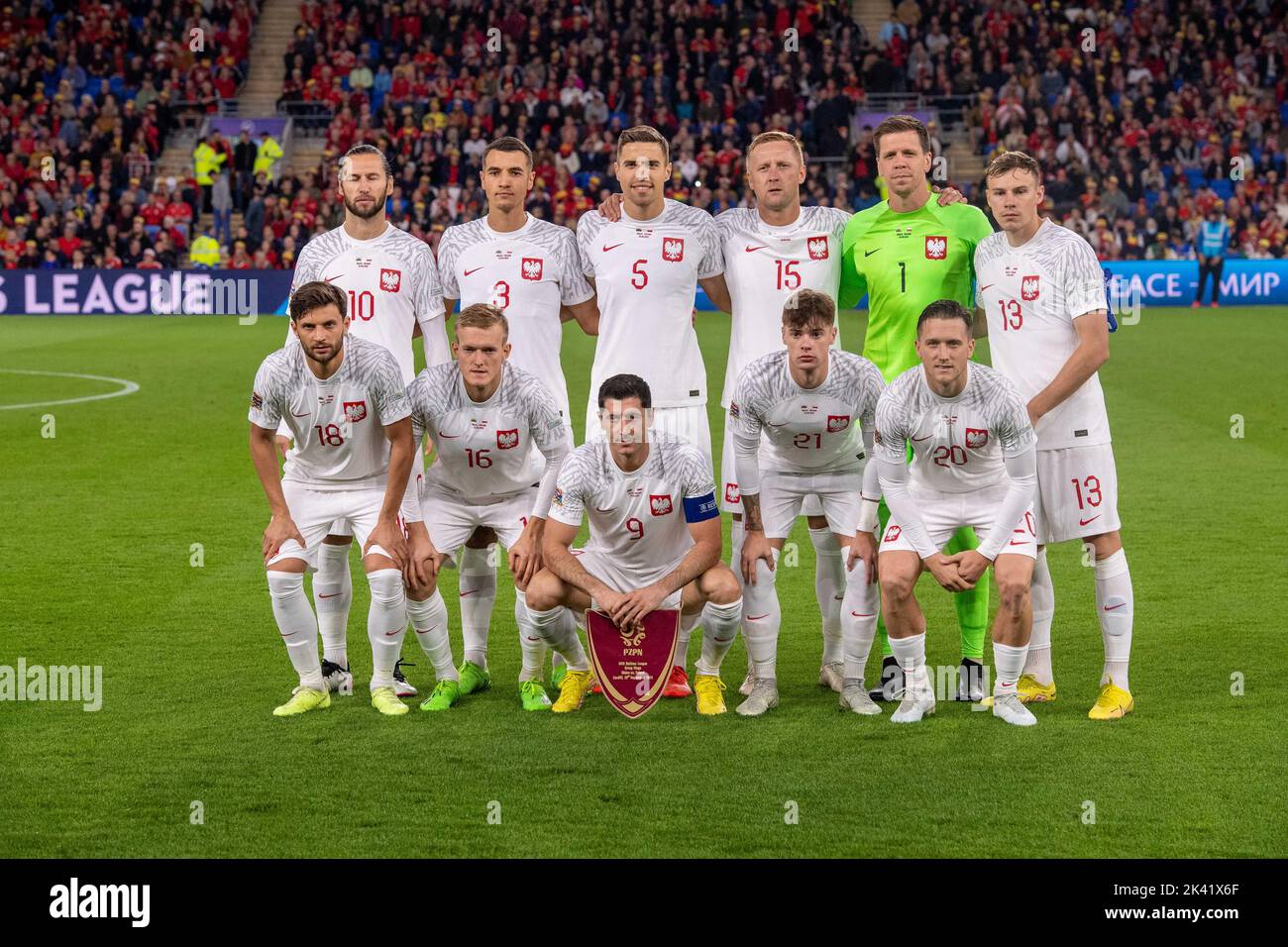 CARDIFF, GALLES - SETTEMBRE 25: Pre partita squadra Polonia foto: Dall'alto a sinistra: Grzegorz Krychowiak, Jakub Kiwior, Jan Bednarek, Kamil Glik, Wojciech Szcze Foto Stock