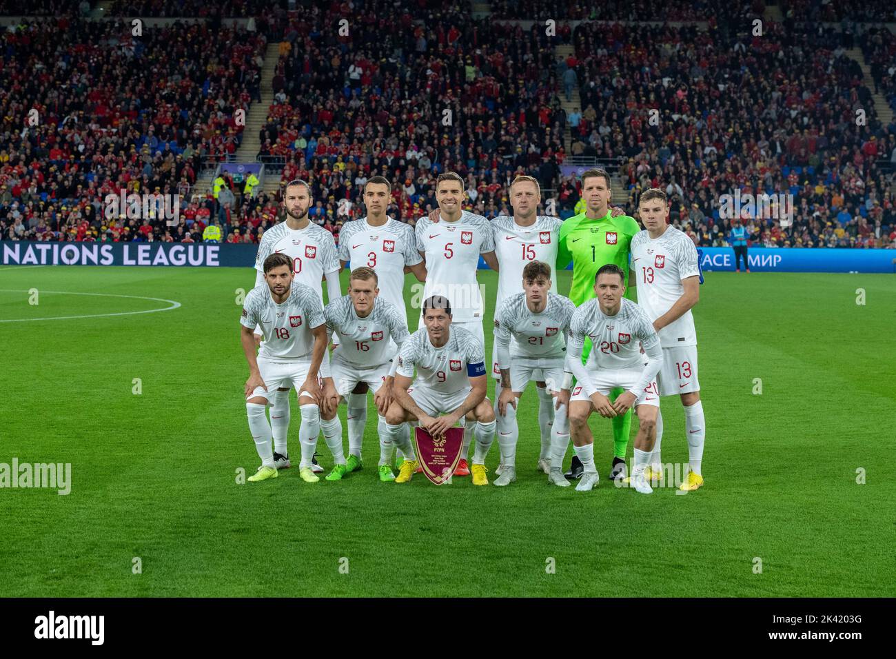 CARDIFF, GALLES - SETTEMBRE 25: Pre partita squadra Polonia foto: Dall'alto a sinistra: Grzegorz Krychowiak, Jakub Kiwior, Jan Bednarek, Kamil Glik, Wojciech Szcze Foto Stock