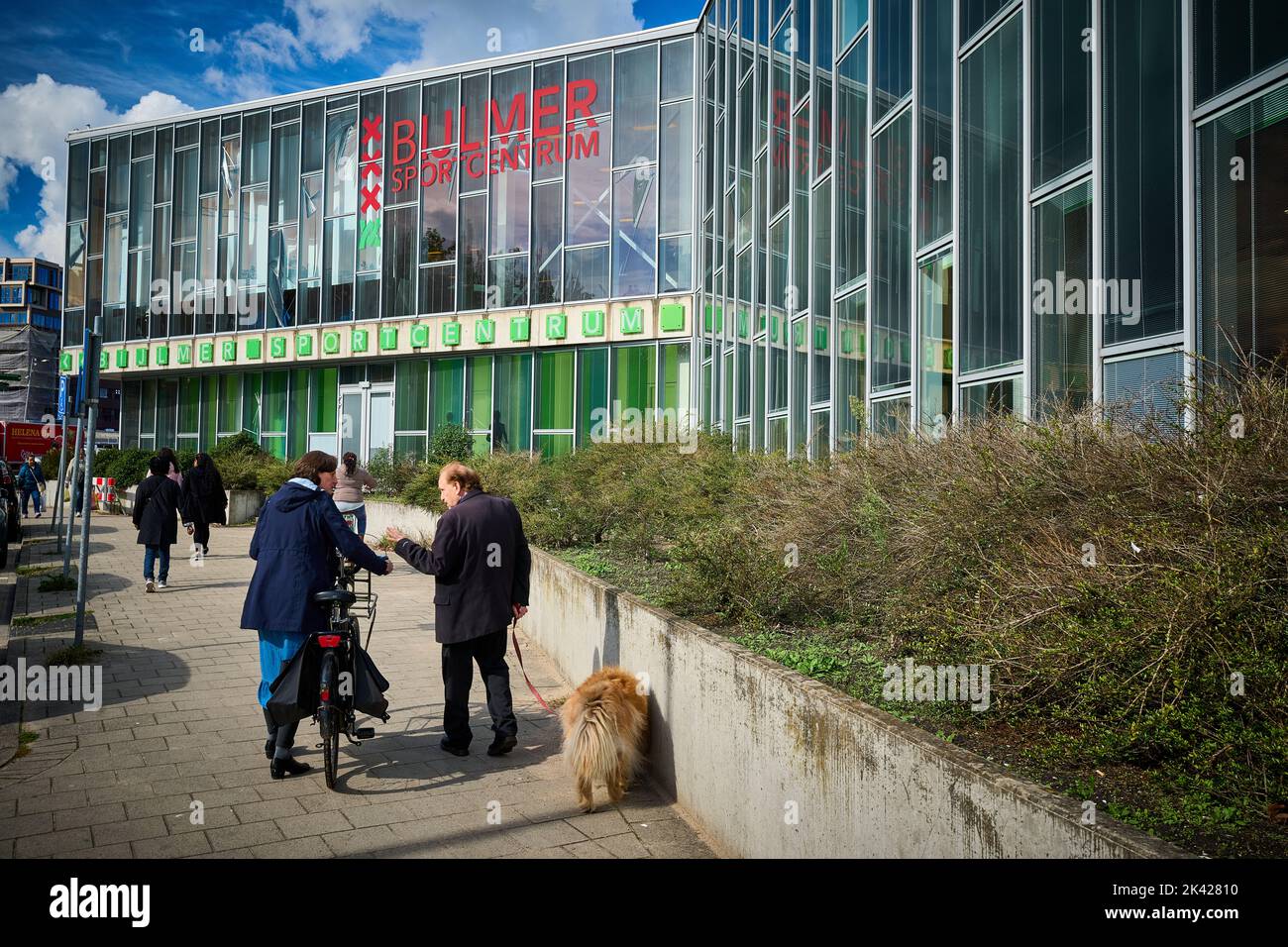 2022-09-29 14:24:08:19 AMSTERDAM - Sala di sport de Bijlmer nel Bijlmer. Il 4 ottobre saranno trascorsi trent'anni dal disastro della Bijlmer. Nel disastro aereo, un aereo da carico della compagnia aerea El al si è schiantato su due appartamenti nel Bijlmer di Amsterdam. Sono state uccise 43 persone, tra cui l'equipaggio del Boeing 747. ANP PHIL NIJHUIS olanda fuori - belgio fuori Foto Stock