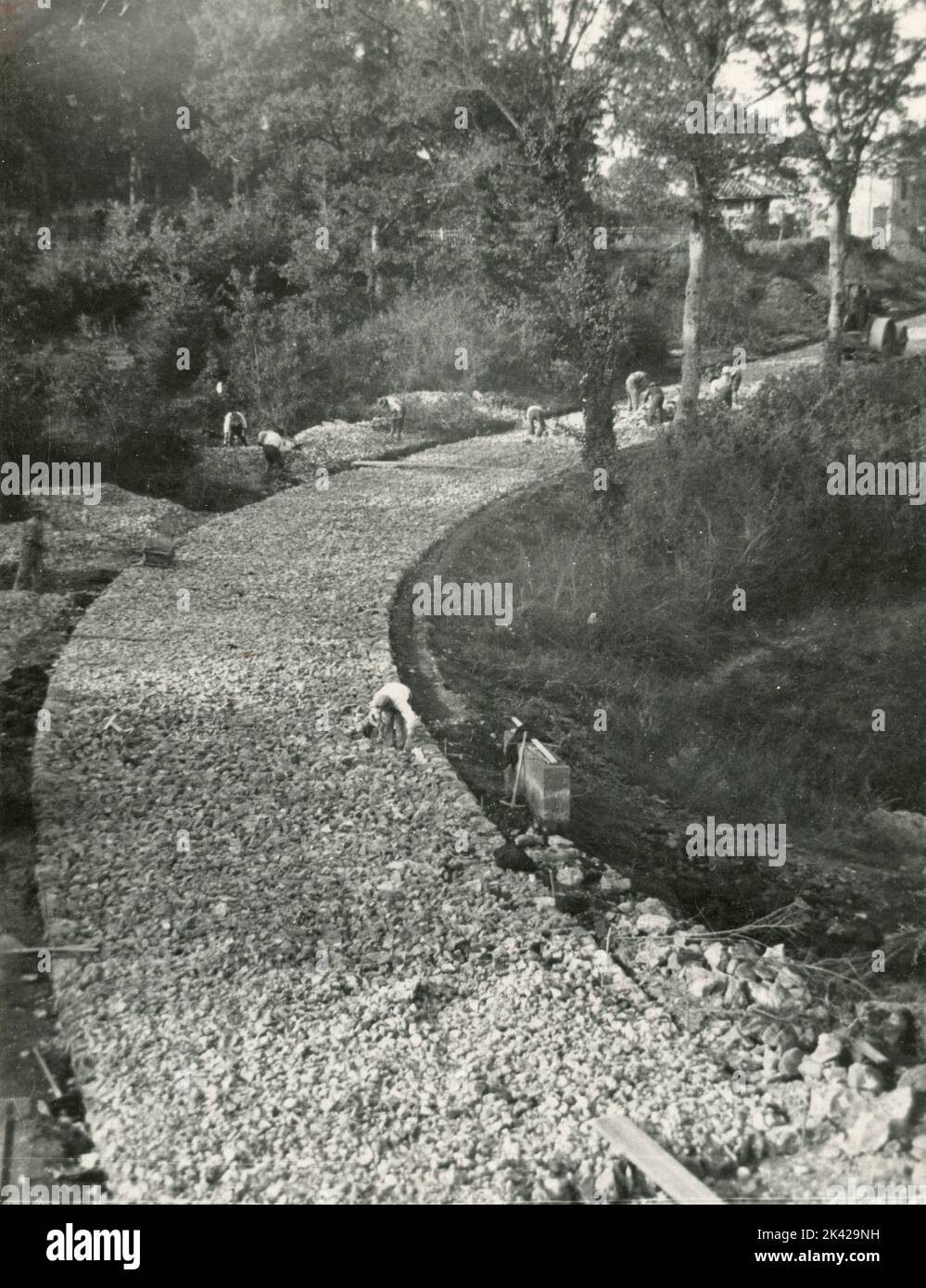 Come sono state realizzate le strade in passato, Italia 1930s Foto Stock