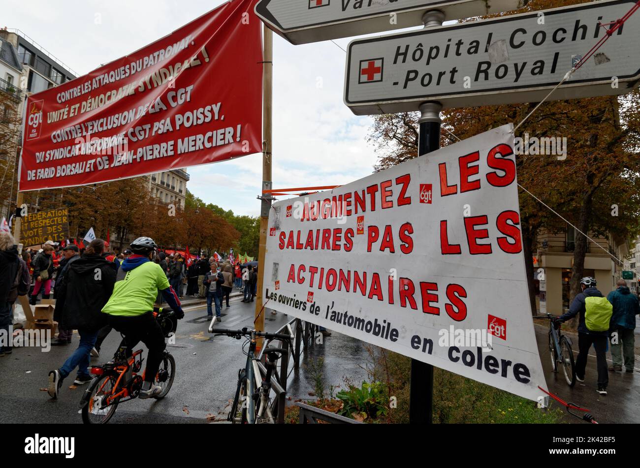 la manifestazione interprofessionnelle fait le plein à Paris, les augmentations salariales faisaient partis des principales revendications Foto Stock