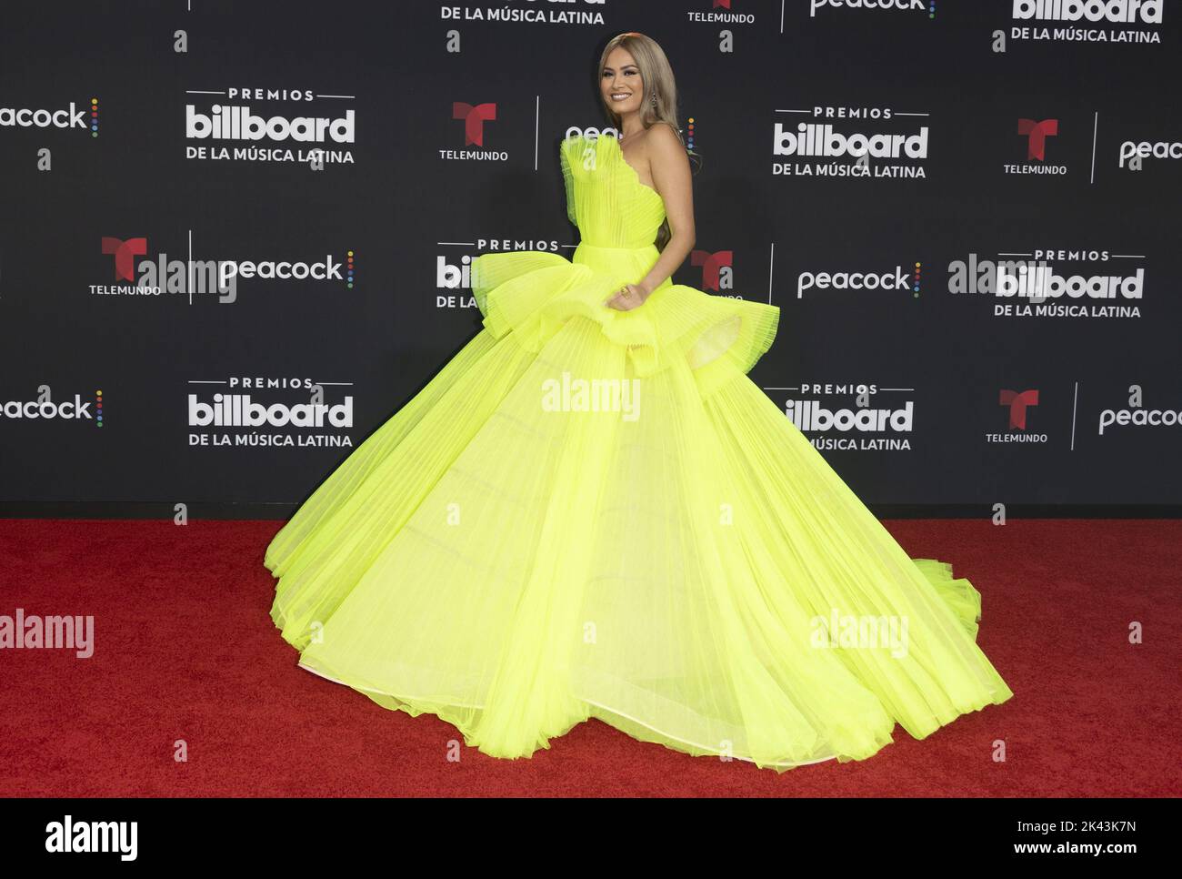 Coral Gables, Stati Uniti. 29th Set, 2022. Andrea Meza arriva sul tappeto rosso ai Latin Billboard Music Awards 2022 presso l'Università di Miami, Watsco Center, giovedì 29 settembre 2022 a Coral Gables, Florida. Foto di Gary i Rothstein/UPI Credit: UPI/Alamy Live News Foto Stock