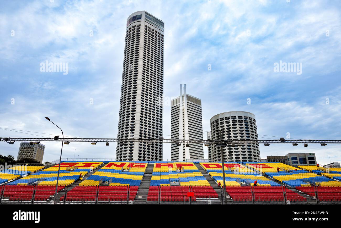 Preparativi in pista in vista del Gran Premio di Singapore F1 2022 a Marina Bay Foto Stock