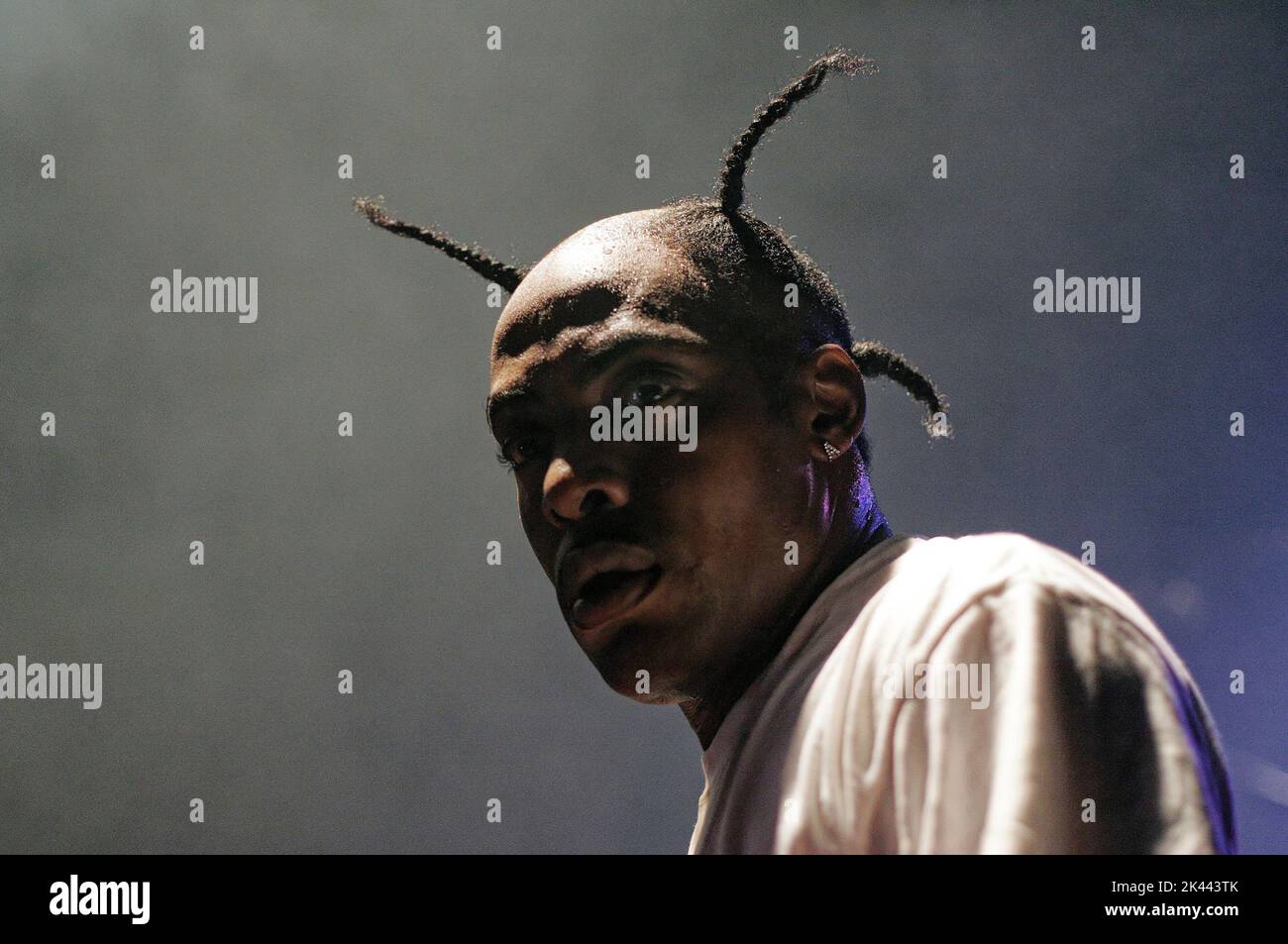 Il rapper Coolio, vincitore del Grammy Award, si esibisce lunedì 5 ottobre 2009 presso il club 527 Main di Murfreesboro, Rutherford County, Tennessee, USA. Nato Artis Leon Ivey Jr., Coolio è forse meglio conosciuto per i suoi successi di metà 1990s 'Gangstaa's Paradise' e 'Fantastic Voyage', vincendo il Grammy 1996 per il miglior Rap solo Performance e il MTV Video Music Award 1996 per 'Gangstaa's Paradise' e incoronato artista preferito Rap/Hip-Hop ai 1996 American Music Awards. (Apex MediaWire Foto di Billy Suratt) Foto Stock