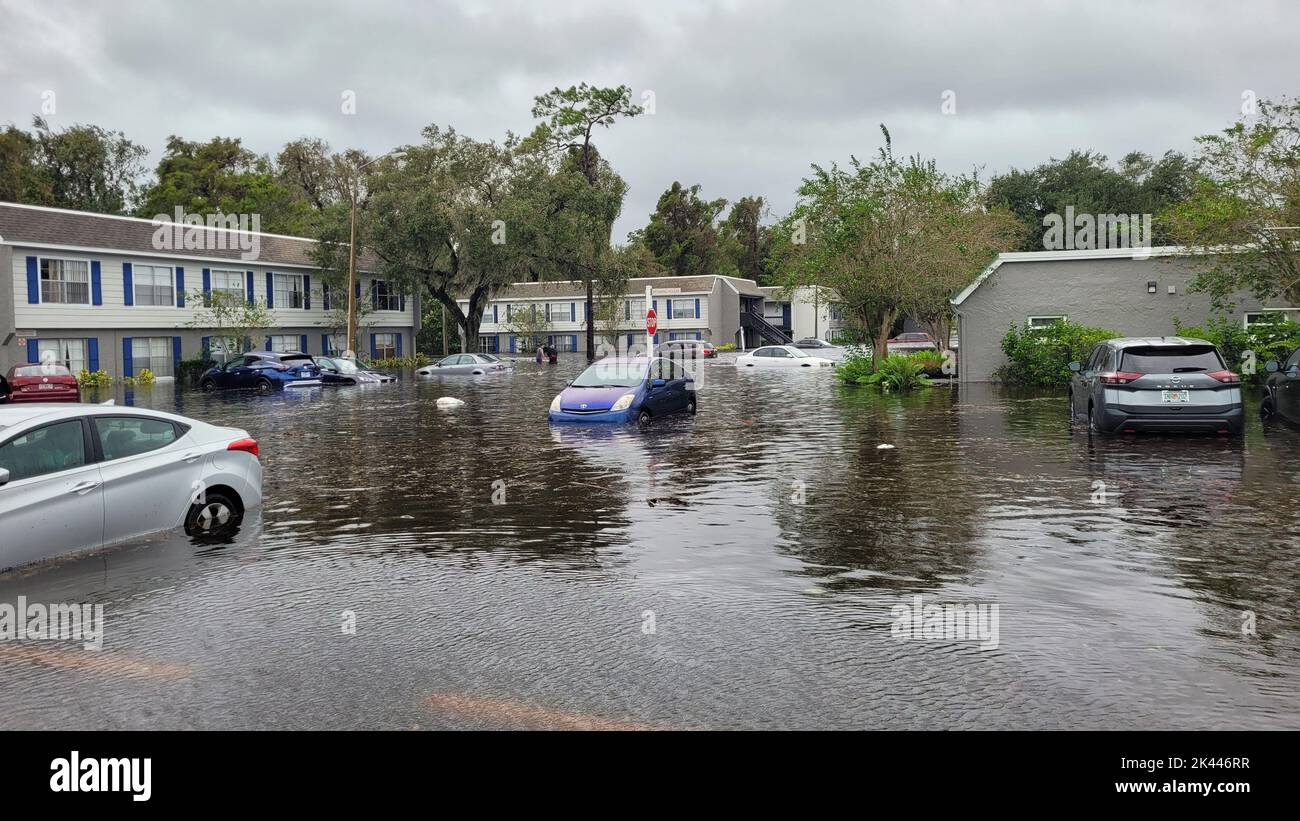 Orlando, 29 2022 settembre - alluvione uragano Ian vittima quartiere Foto Stock