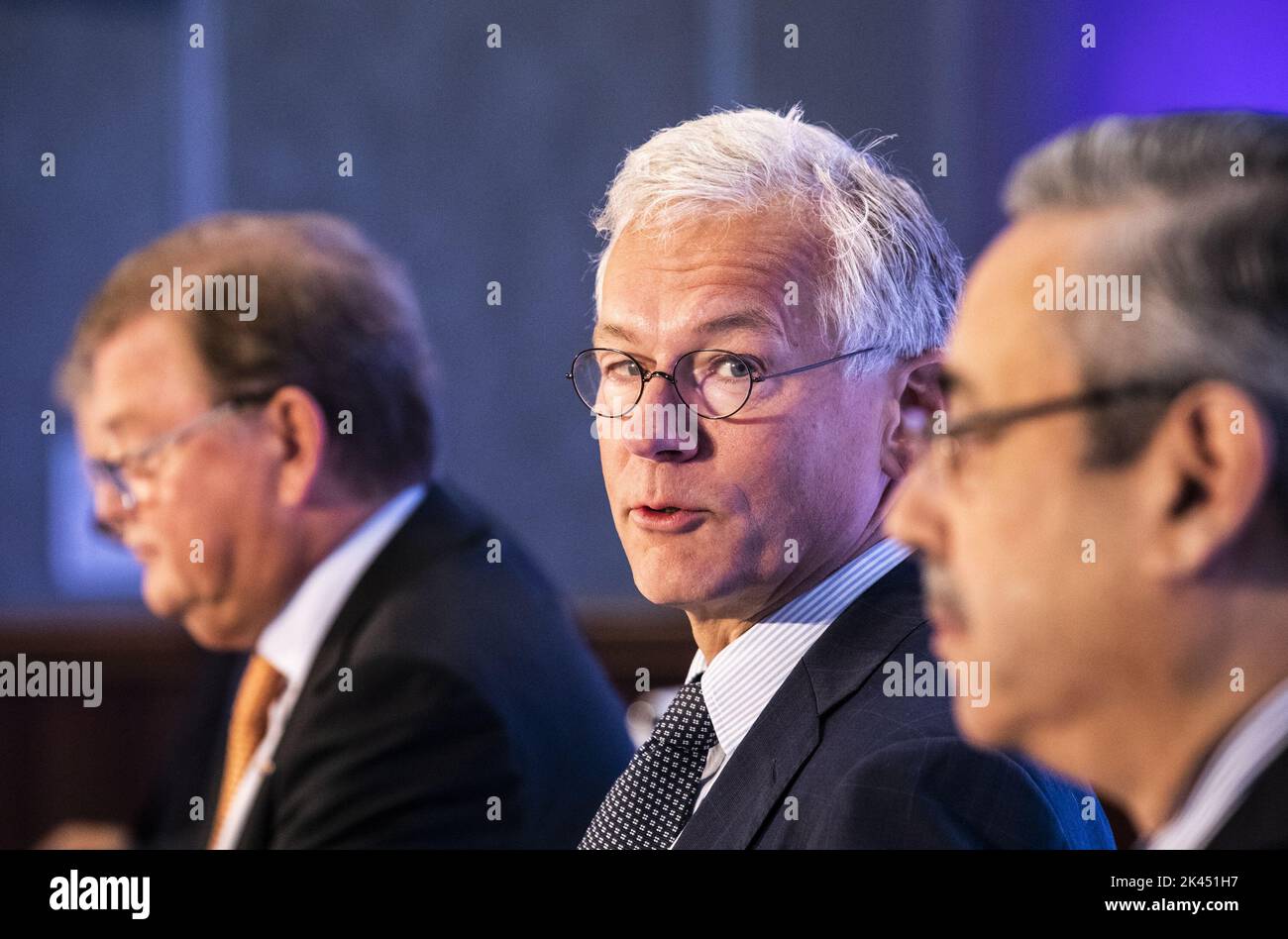 2022-09-30 09:23:39:19 AMSTERDAM - ex CEO Frans van Houten di Koninklijke Philips NV prima dell'inizio di una riunione straordinaria degli azionisti di Philips. ANP EVA PLEVIER olanda fuori - belgio fuori Foto Stock