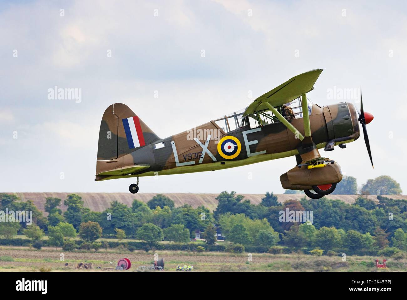 Westland Lysander Mk III - un aereo militare del 1930s usato per operazioni speciali nel WW2, volando al Duxford Imperial War Museum, Regno Unito Foto Stock