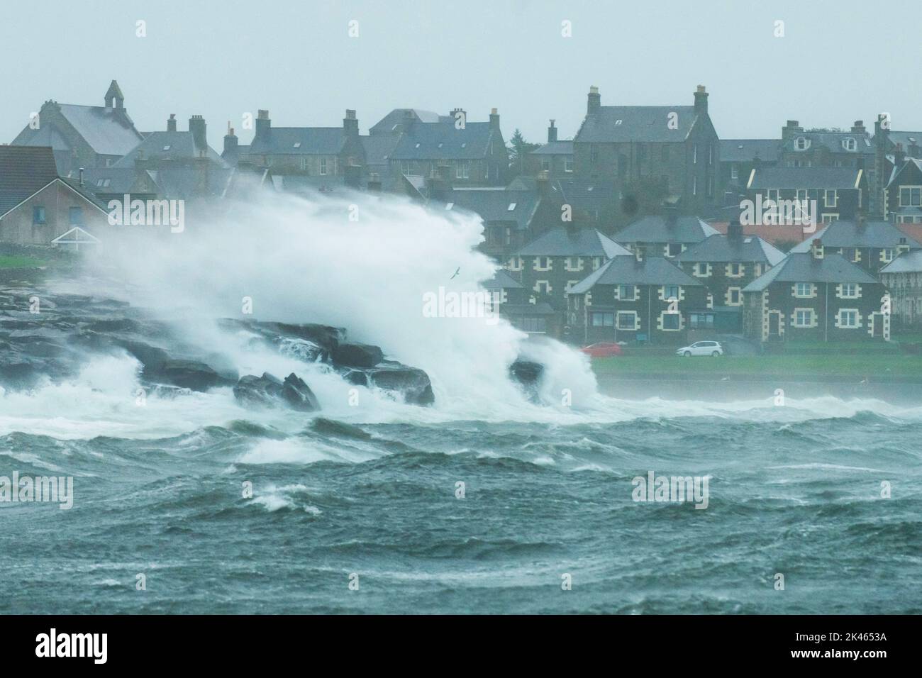 Lerwick, Shetland, Scozia. 30th settembre 2022. Lerwick in Shetland è stato colpito da forza 9 galee il Venerdì. Credit: Dave Donaldson/Alamy Foto Stock