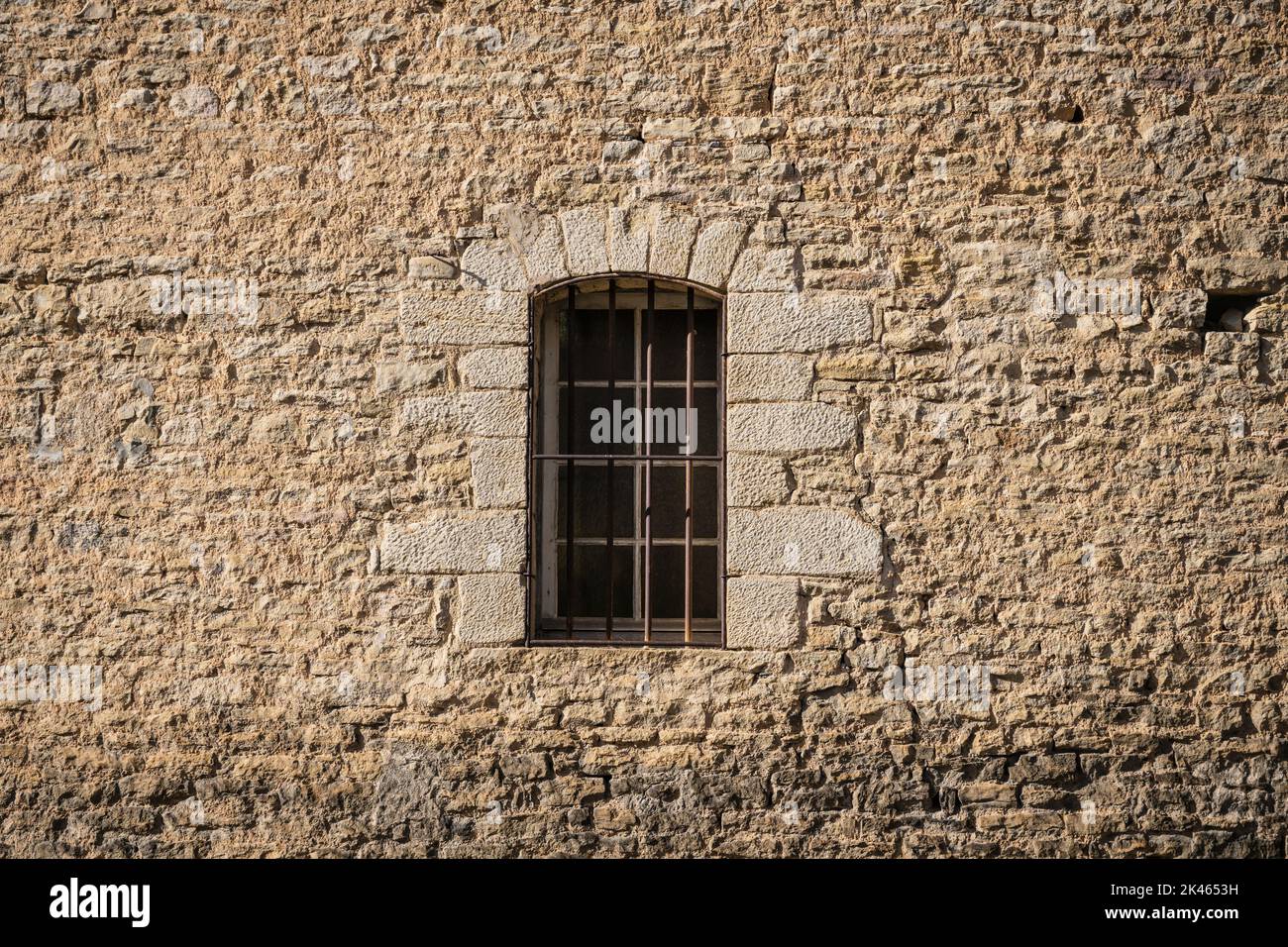 Dettagli architettonici nel villaggio di Savigny-lès-Beaune, Borgogna, Francia. Foto Stock