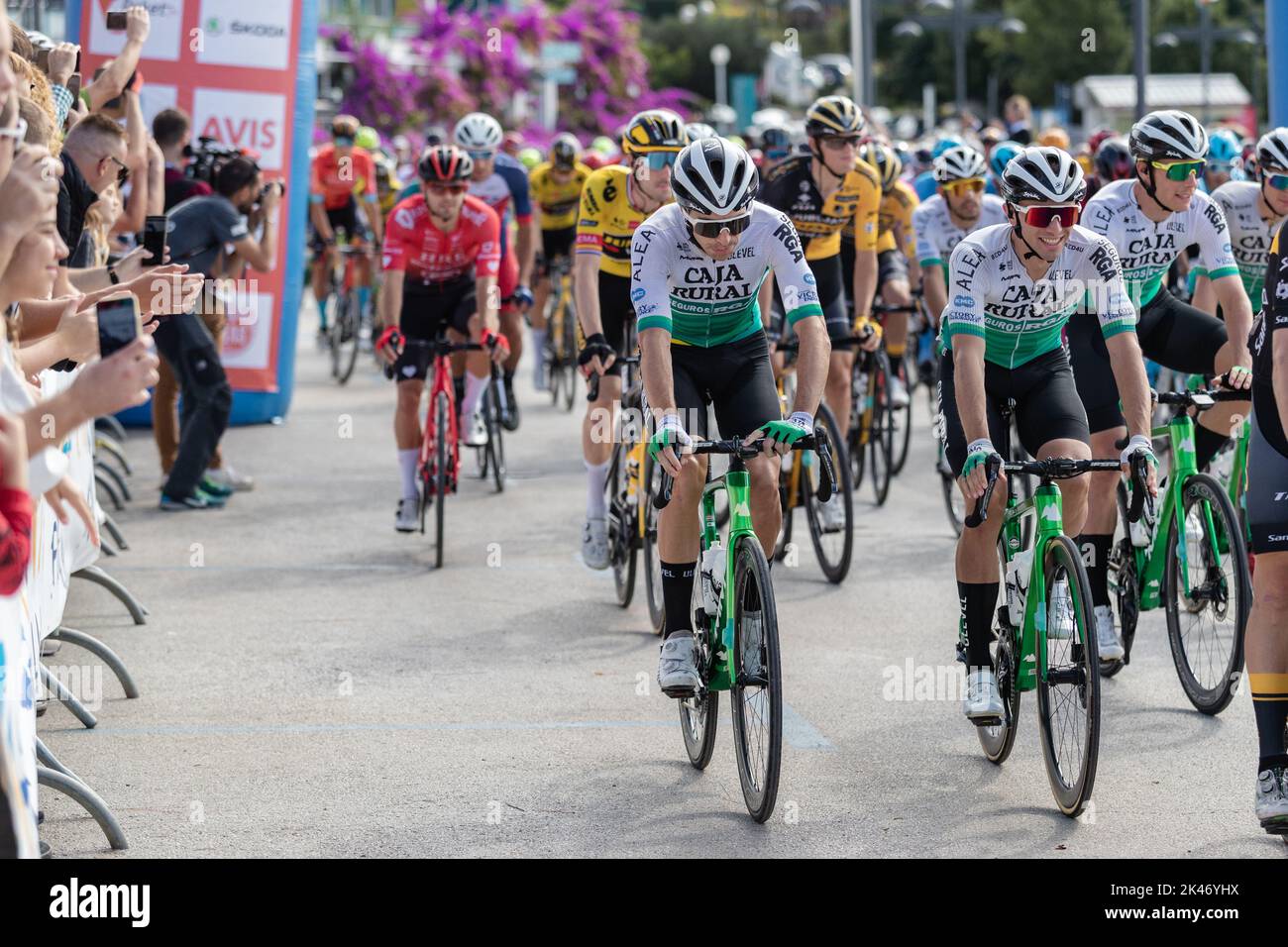 Jonathan lastra Martinez e Aritz Bagues Kalparsoro di Spagna e del Team Caja Rural-Seguros durante la 7th gara CRO 2022 - tappa 4 da Biograd na Mor a Crikvenica il 30 settembre 2022 a Biograd na Mor, Croazia. Foto: Sime Zelic/PIXSELL Credit: Pixsell agenzia foto e video/Alamy Live News Foto Stock