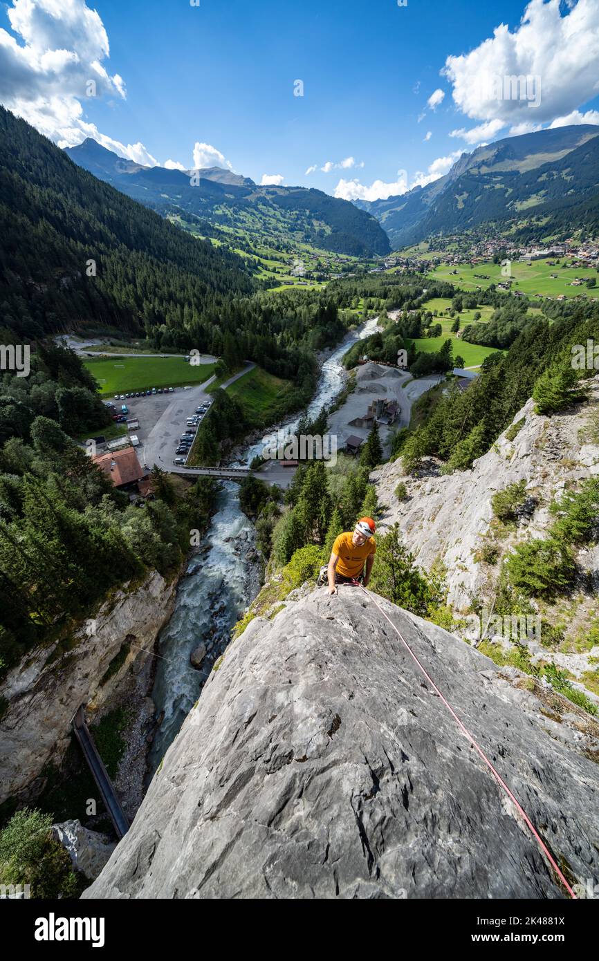 Arrampicata su roccia a Grindelwald, Svizzera, Alpi Foto Stock