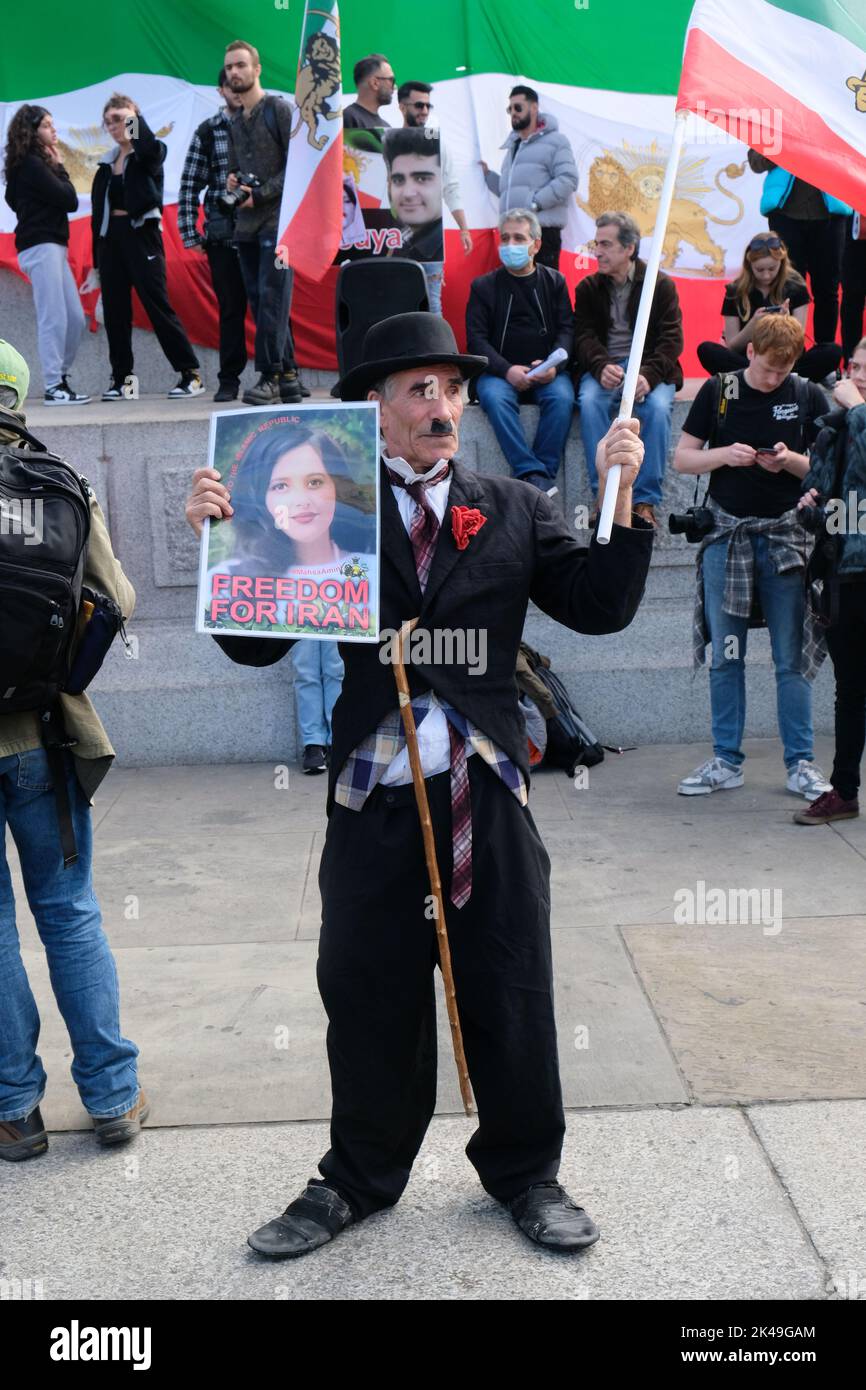 Trafalgar Square, Londra, Regno Unito. 1st Ott 2022. Freedom Rally per l'Iran in Trafalgar Square. Credit: Matthew Chattle/Alamy Live News Foto Stock