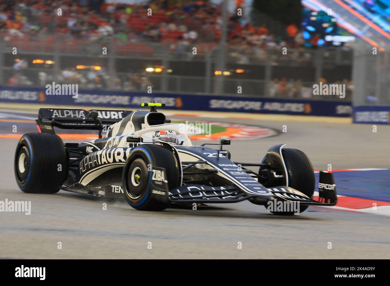 Singapore. 1st 2022 ottobre ; Marina Bay, Singapore, Gran Premio FIA di Formula 1: Giornata di qualificazione: Scuderia AlphaTauri, Yuki Tsunoda Credit: Action Plus Sports Images/Alamy Live News Foto Stock