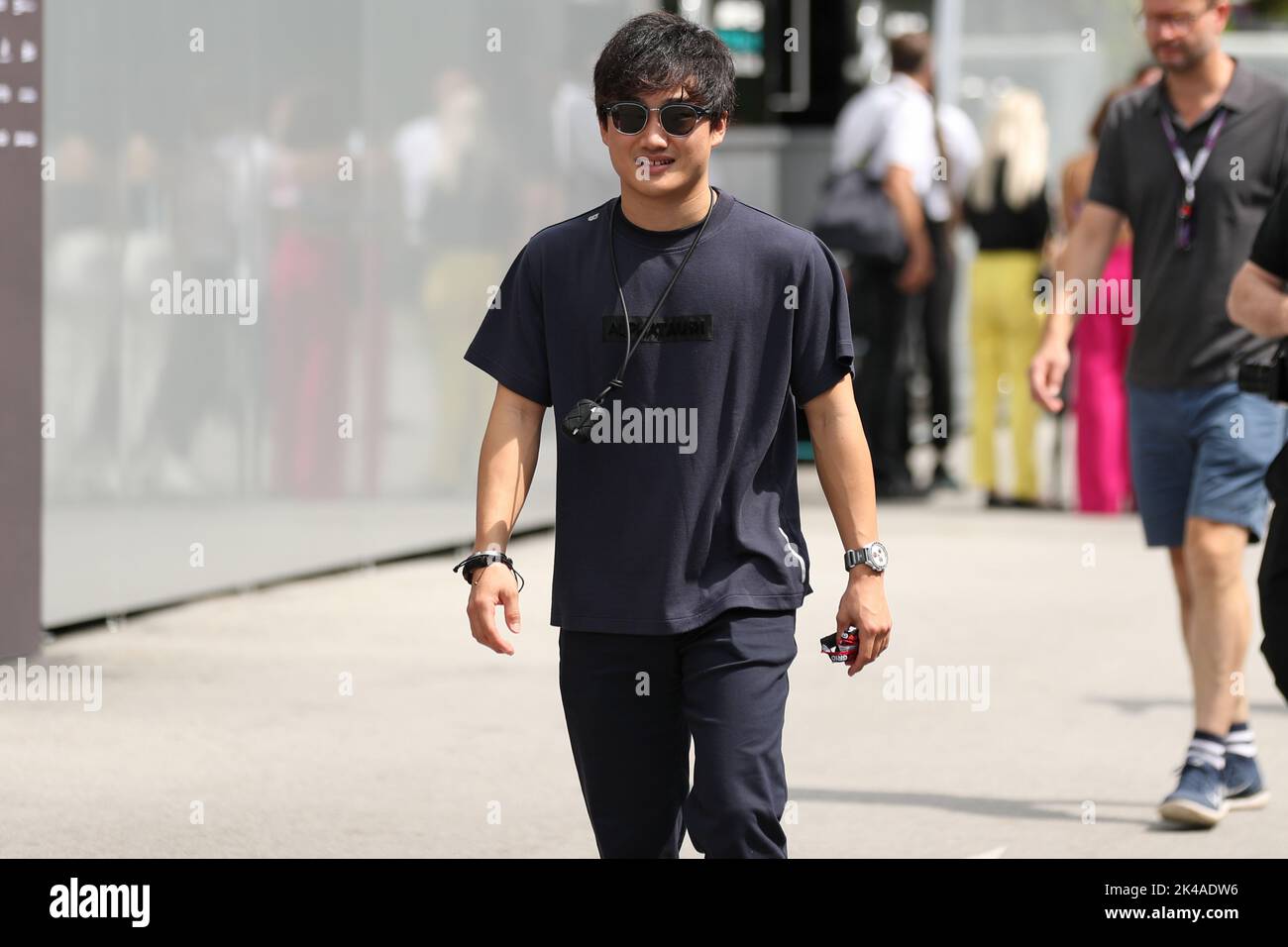 Singapore. 1st 2022 ottobre ; Marina Bay, Singapore, Gran Premio FIA di Formula 1: Giornata di qualificazione: Scuderia AlphaTauri, Yuki Tsunoda Credit: Action Plus Sports Images/Alamy Live News Foto Stock