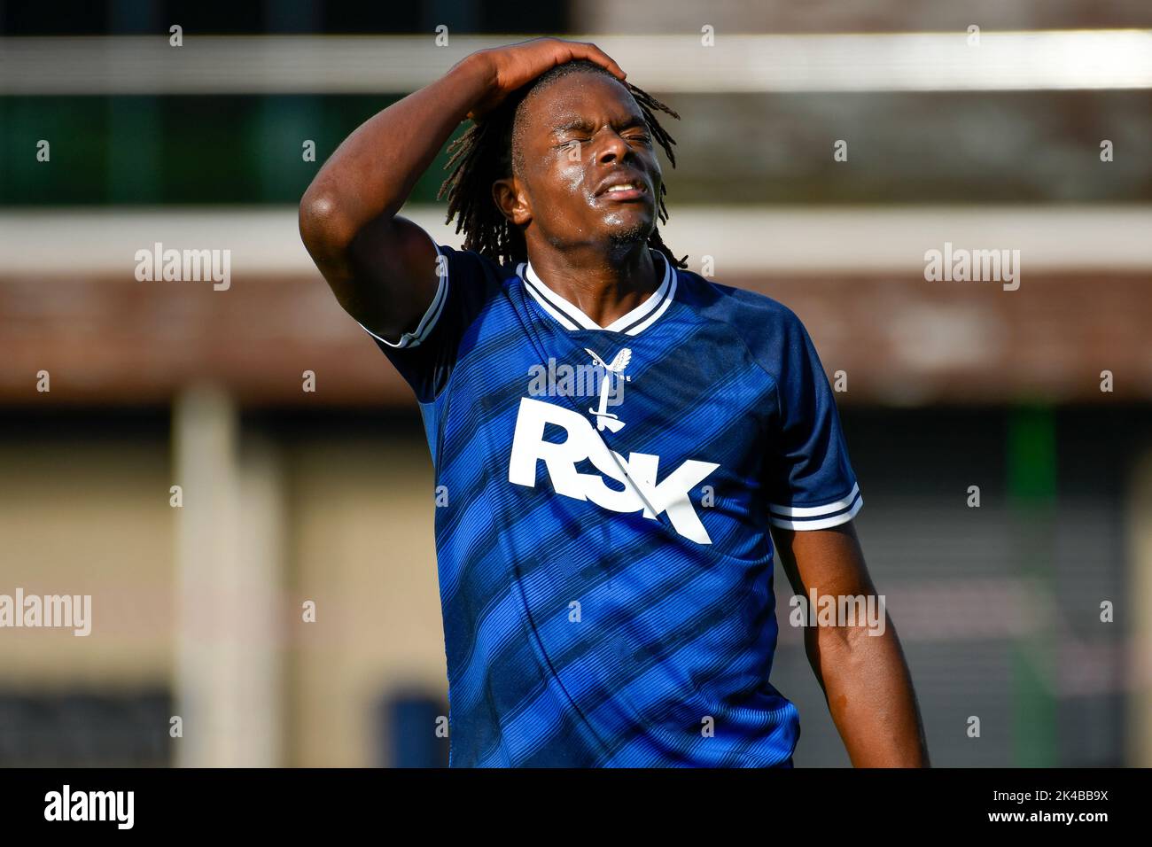 Swansea, Galles. 1 ottobre 2022. Nathan Asiimwe di Charlton Athletic durante il gioco della Professional Development League tra Swansea City Under 18 e Charlton Athletic Under 18 alla Swansea City Academy di Swansea, Galles, Regno Unito, il 1 ottobre 2022. Credit: Duncan Thomas/Majestic Media. Credit: Majestic Media Ltd/Alamy Live News Foto Stock