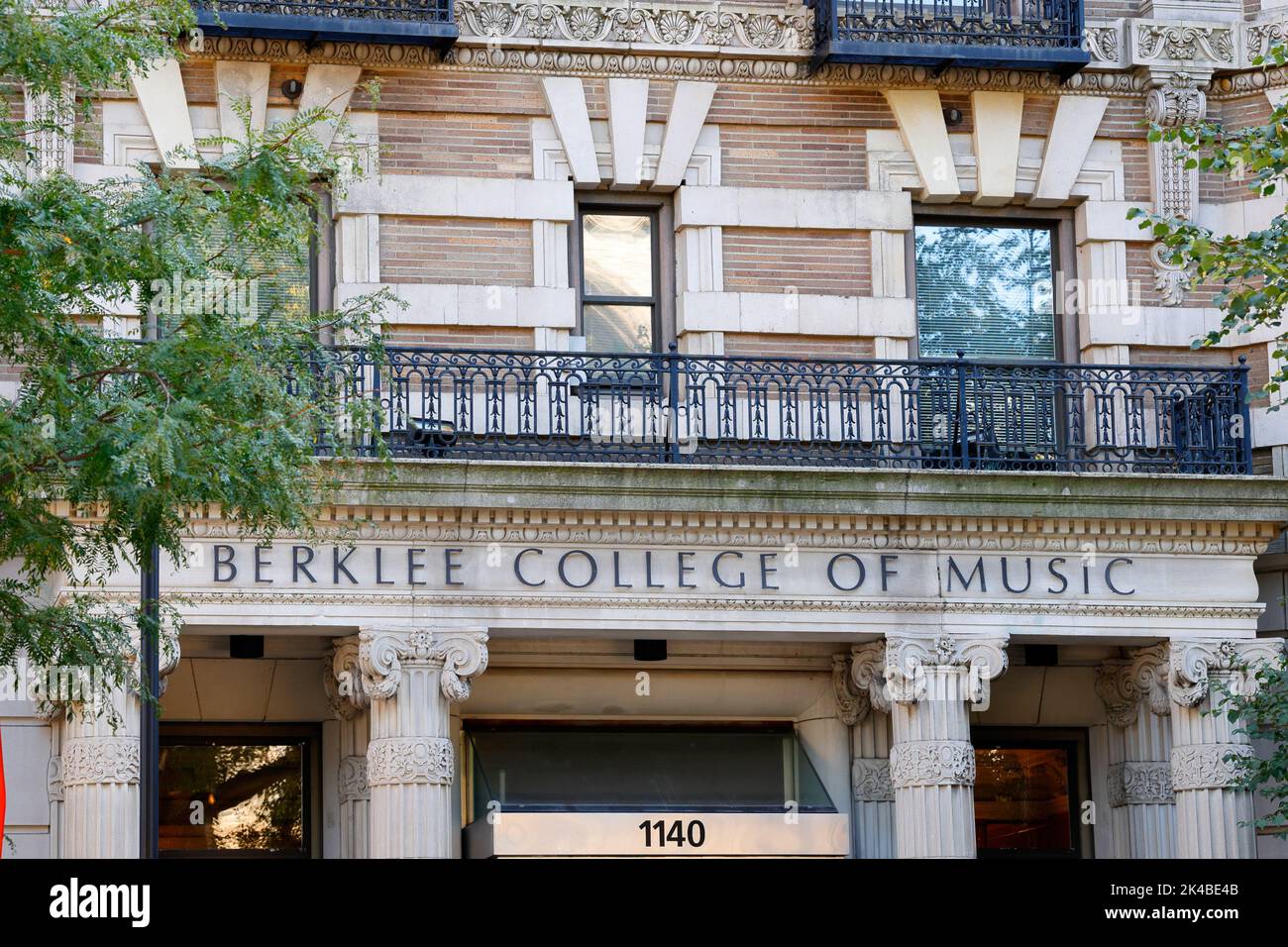 Berklee College of Music, 1140 Boylston St, Boston storefront foto di un college musicale, Berk Recital Hall, Colvin Recital Hall, Massachusetts Foto Stock