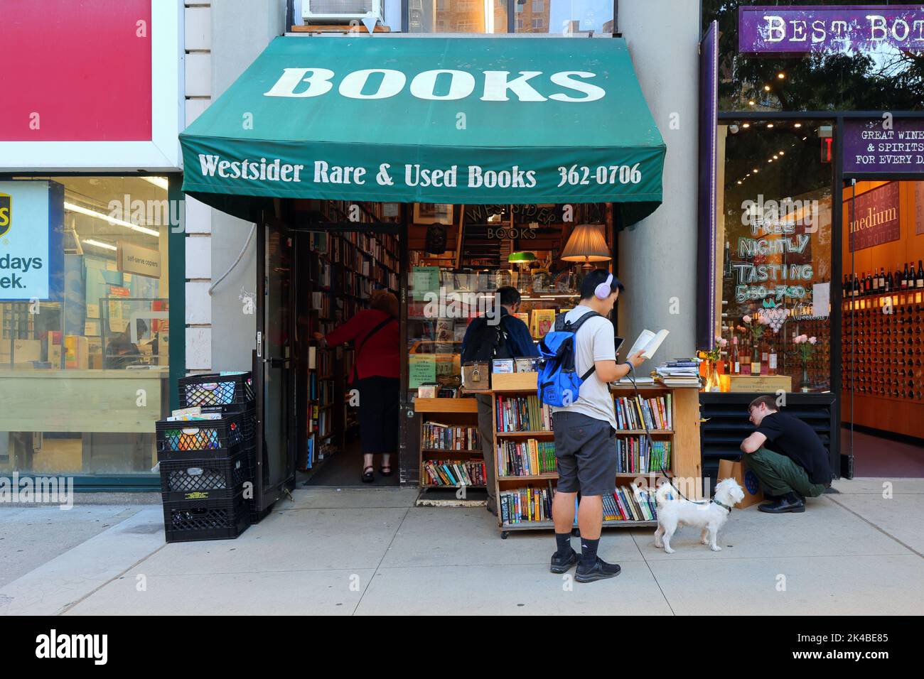 Westsider Rare & Used Books, 2246 Broadway, New York, NYC storefront foto di una libreria usata nell'Upper West Side di Manhattan Foto Stock