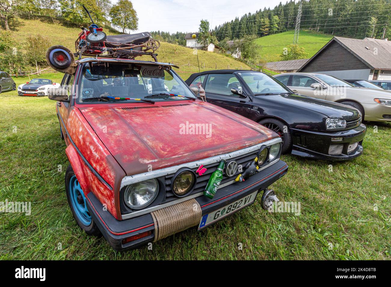 Un evento per gli amanti dell'automobile e dei sintonizzatori in un villaggio lile nella stiria occidentale Foto Stock