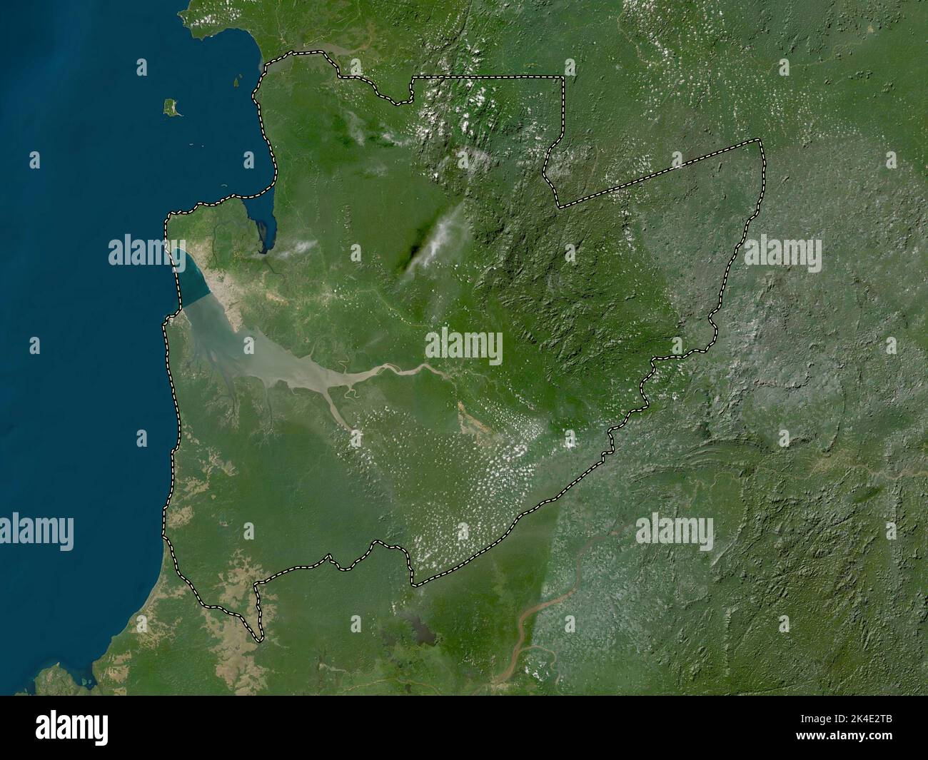 Estuaire, provincia del Gabon. Mappa satellitare a bassa risoluzione Foto Stock