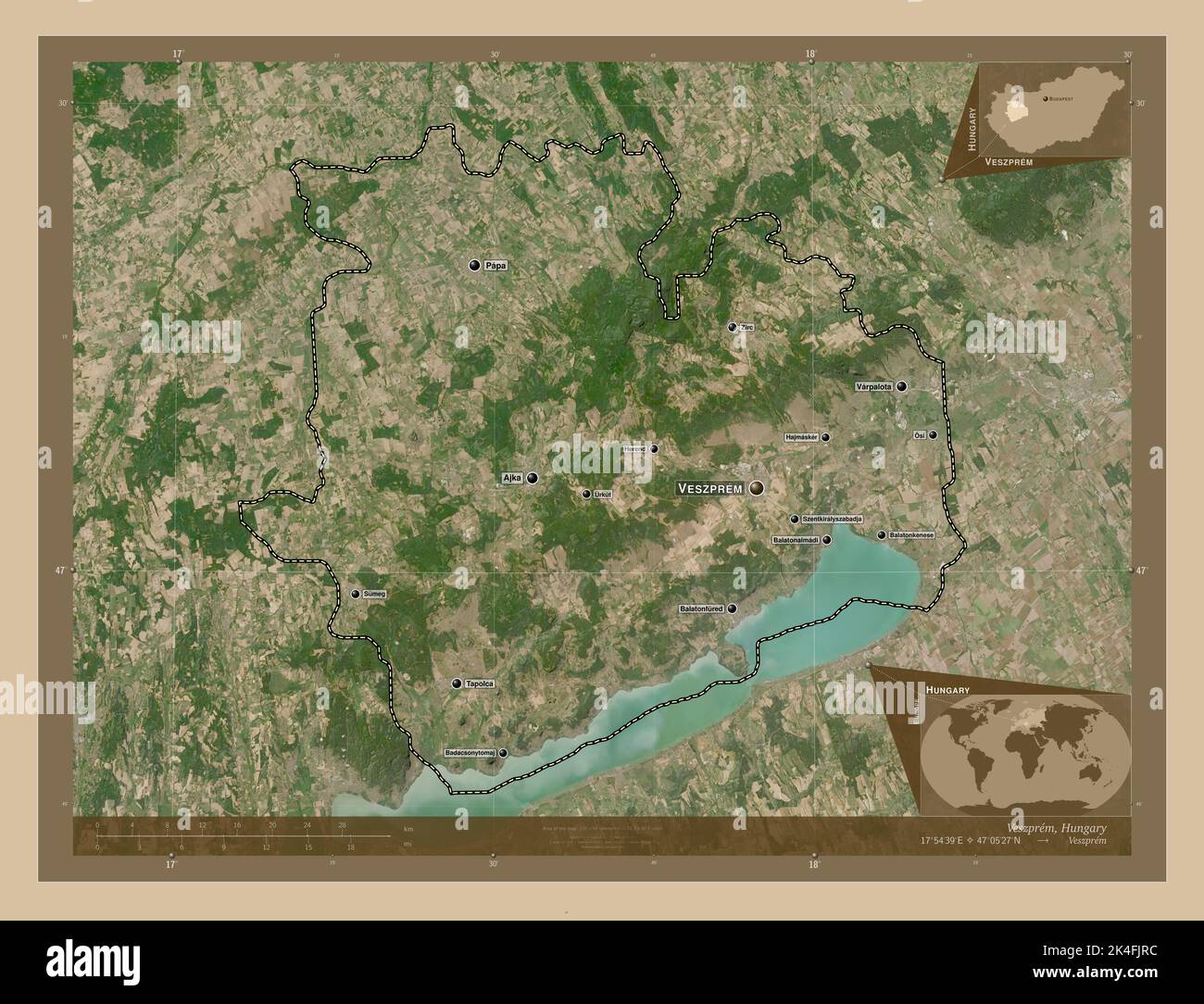 Veszprem, contea di Ungheria. Mappa satellitare a bassa risoluzione. Località e nomi delle principali città della regione. Mappe delle posizioni ausiliarie degli angoli Foto Stock