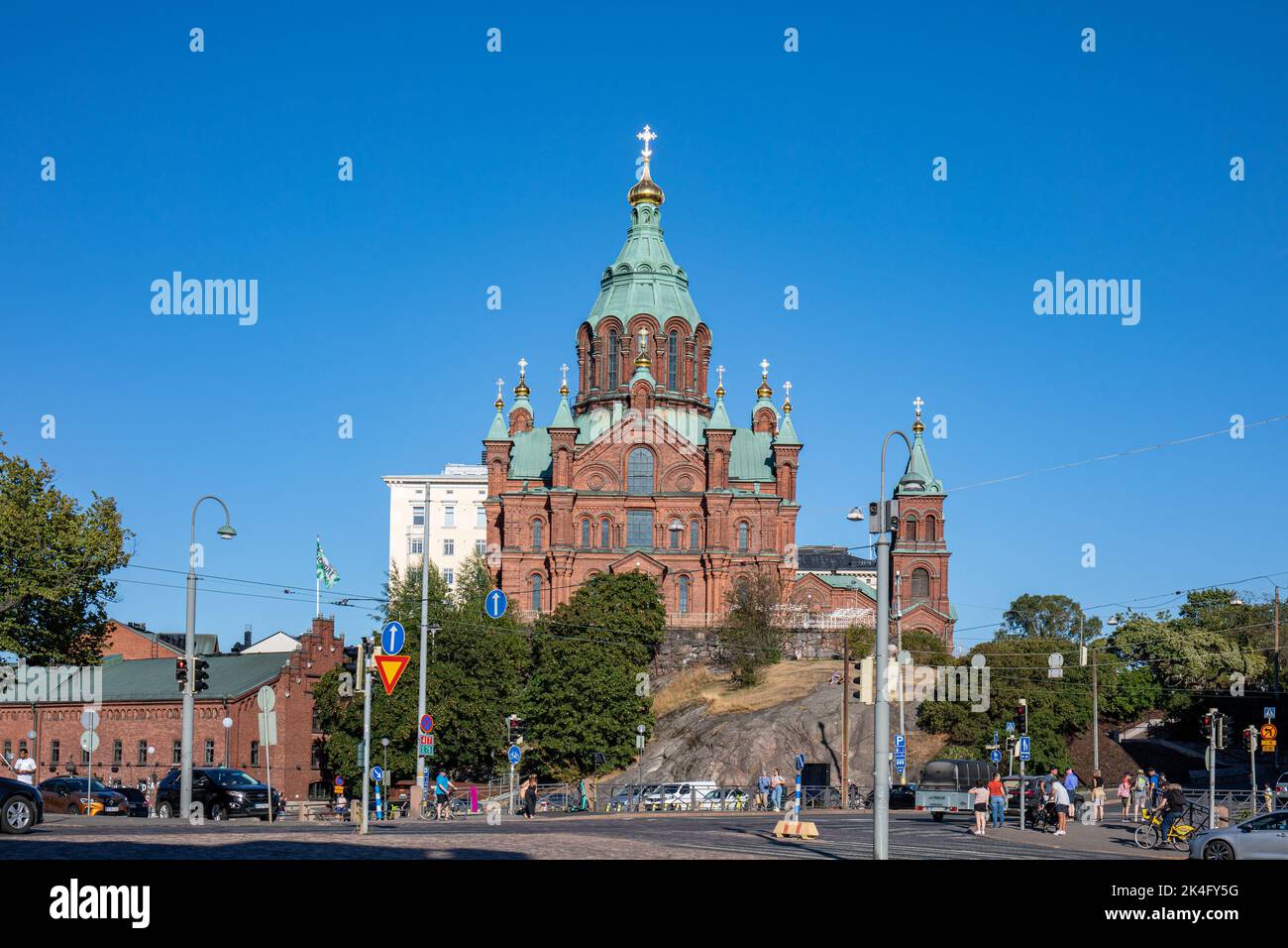 Cattedrale ortodossa orientale di Uspenki nel distretto di Katajanokka a Helsinki, Finlandia Foto Stock