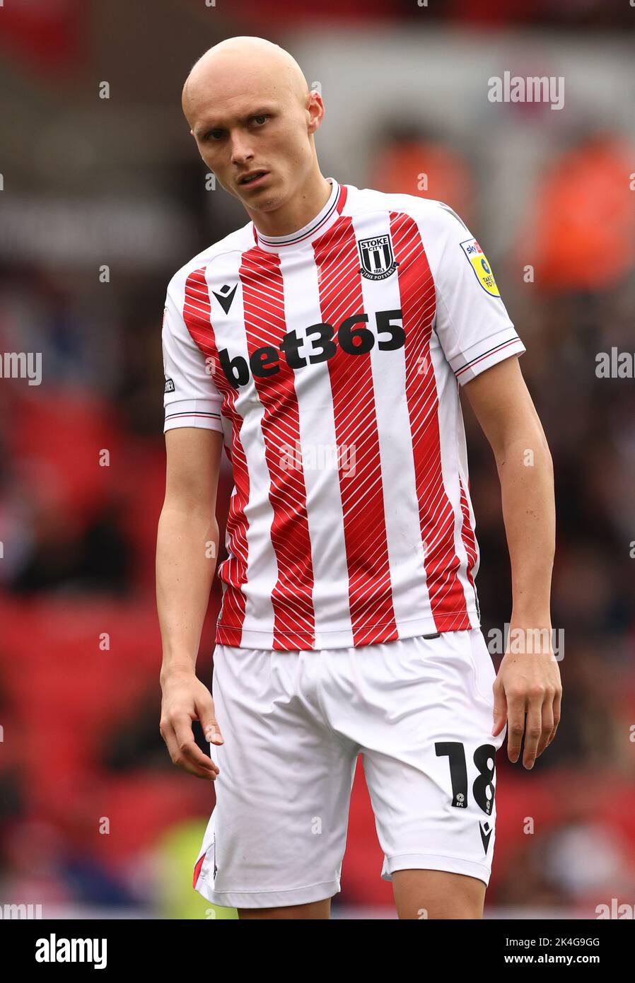 Stoke, Regno Unito. 2nd Ott 2022. Will Smallbone di Stoke City durante la partita del campionato Sky Bet allo stadio Bet365 di Stoke. Il credito dell'immagine dovrebbe essere: Darren Staples/Sportimage Credit: Sportimage/Alamy Live News Foto Stock