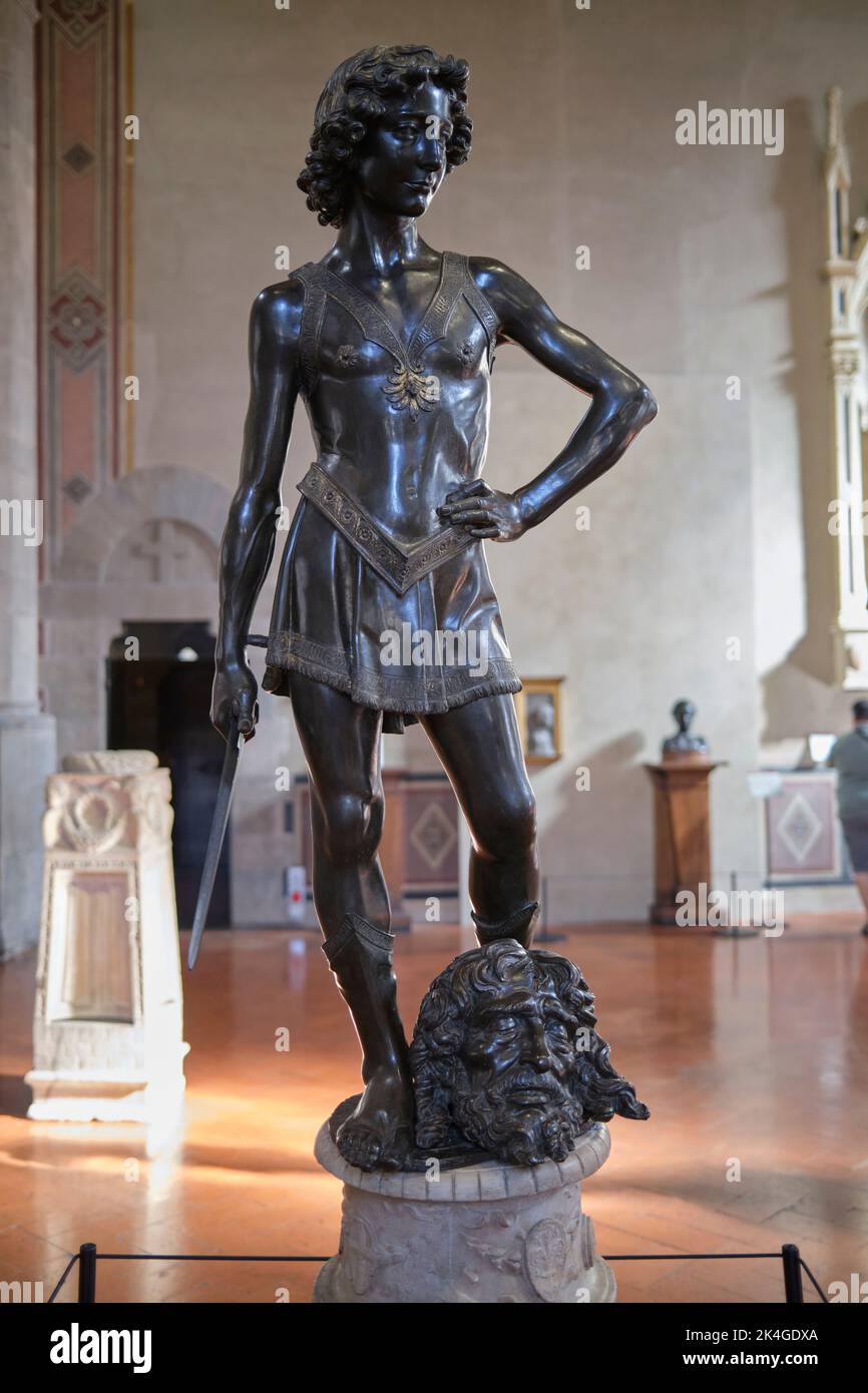 Statua del David di Andrea del Verrocchio nel Museo del Bargello Firenze Italia Foto Stock