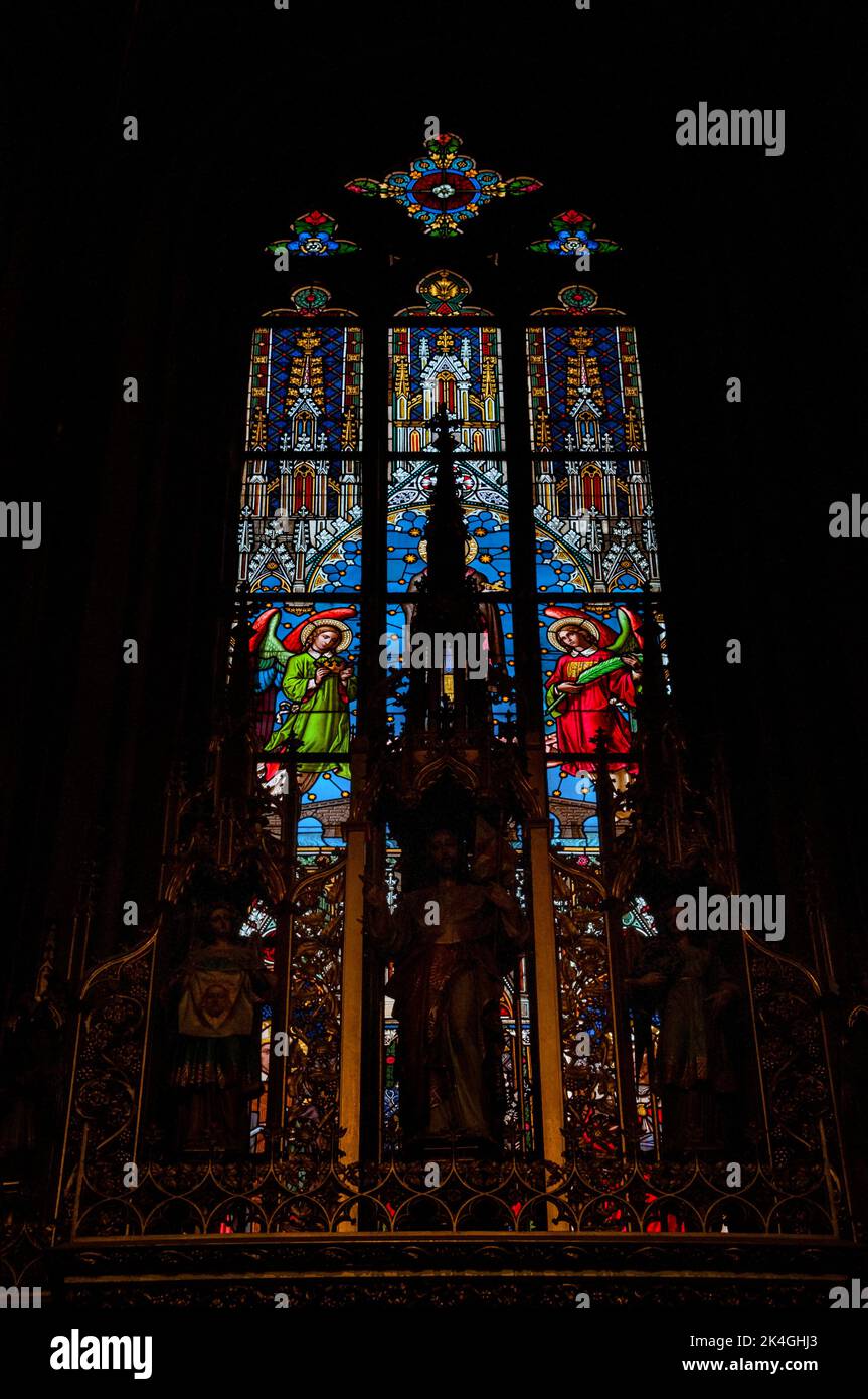 Vetrate della Vecchia Cappella Arcivescovile presso la Cattedrale dei Santi Vito, Venceslao e Adalberto a Praga, Repubblica Ceca. Foto Stock