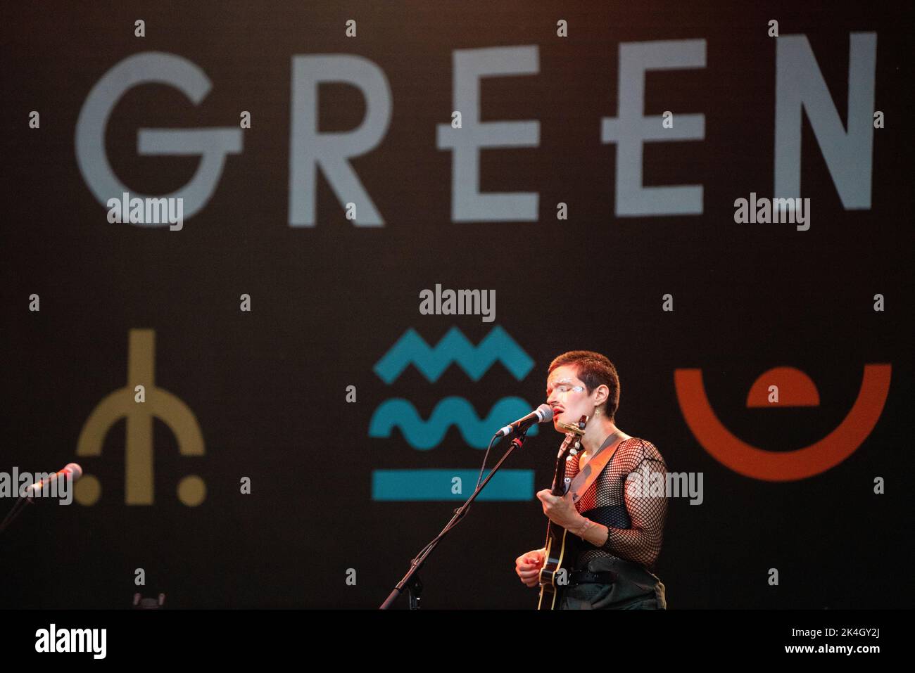 BIG THIEF, CONCERTO, 2019: Big Thief suonare The Mountain Stage al Green Man Festival 2019 festival musicale in Galles, Regno Unito. Foto: Rob Watkins. Foto Stock