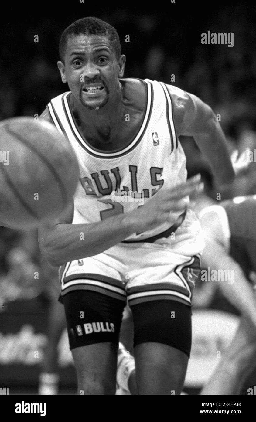 Bill Cartwright dei Chicago Bulls è mostrato in azione, c. 1989. Foto Stock