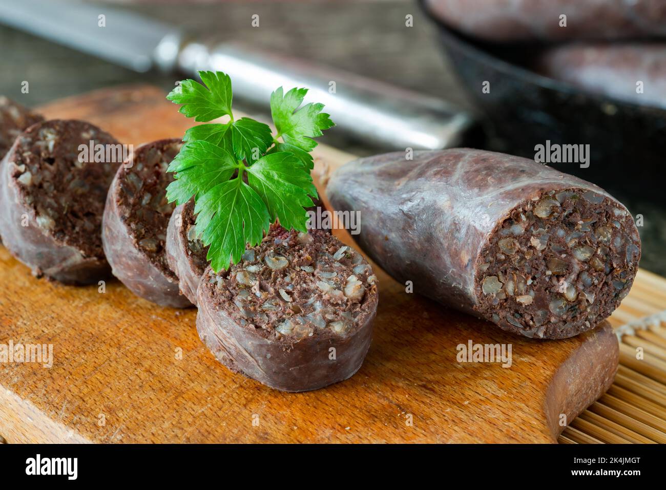 Budino nero tradizionale polacco con semole di grano saraceno Foto Stock