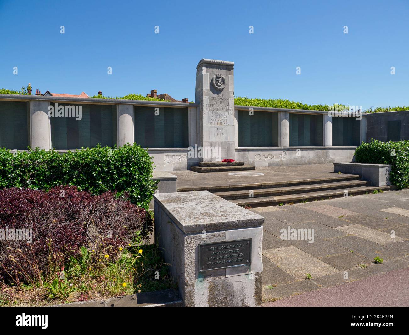 Memoriale a quasi 2.000 uomini del servizio di armi aeree della flotta che sono morti durante la seconda guerra mondiale e che non hanno tomba conosciuta, Lee-on-Solent, Hampshire, Foto Stock