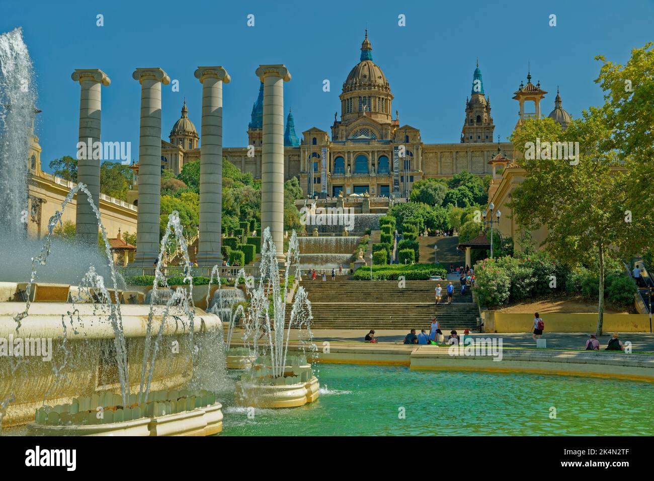 Palazzo Nazionale di Montjuic e fontane a Barcellona, Spagna. Foto Stock