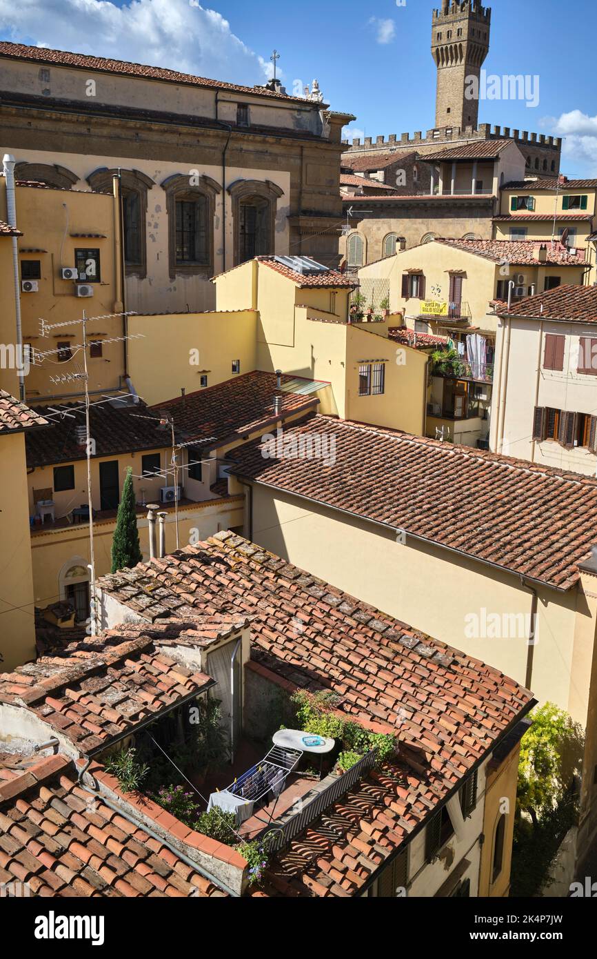 Vista sui tetti dalle finestre del Museo del Bargello Firenze Italia Foto Stock