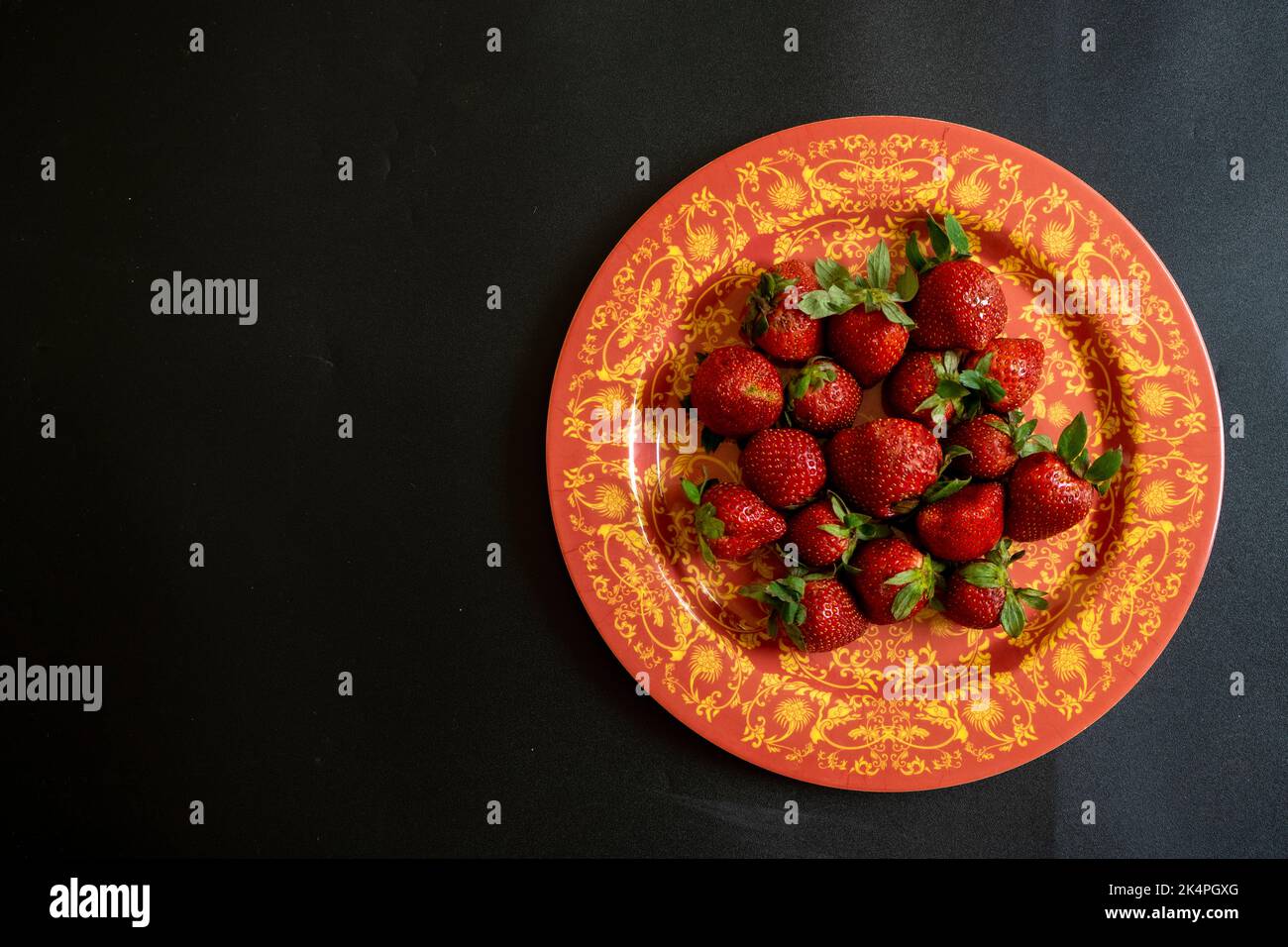 Fragole fresche di fondo. Primo piano,.raw Foto Stock