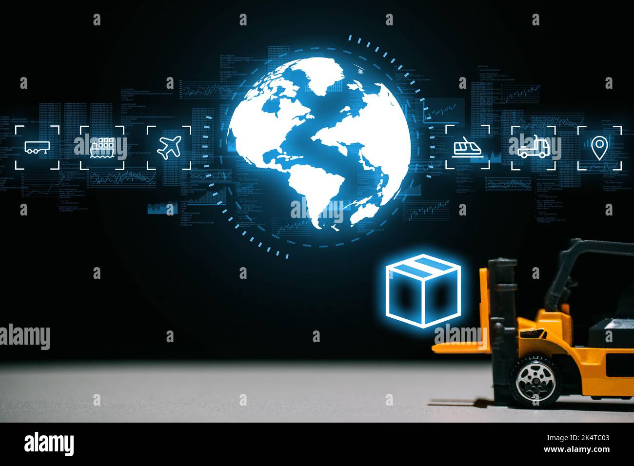 Il concetto di logistica e consegna di merci in tutto il mondo. Ologramma della mappa del mondo e icone. Foto Stock