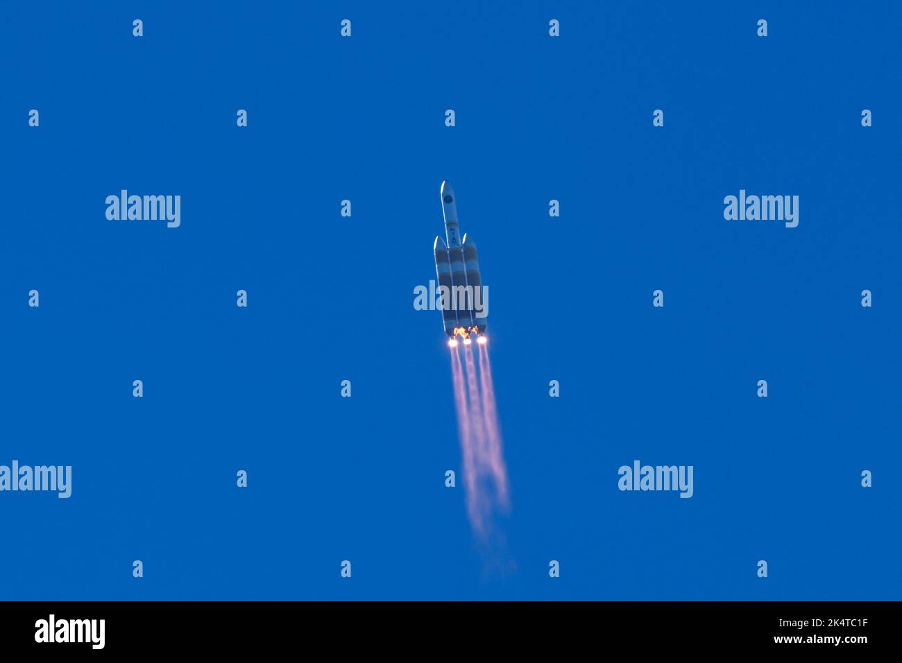 Vandenberg Space Force base, California, Stati Uniti. 24th Set, 2022. Team Vandenberg ha lanciato una missione National Reconnaissance Office (NROL-91) a bordo di un razzo pesante United Launch Alliance Delta IV dal Vandenberg's Space Launch Complex-6 Sabato, 24 Settembre, alle 3:25:00 p.m. Pacific Daylight Time Credit: U.S. Space Force/ZUMA Press Wire Service/ZUMAPRESS.com/Alamy Live News Foto Stock