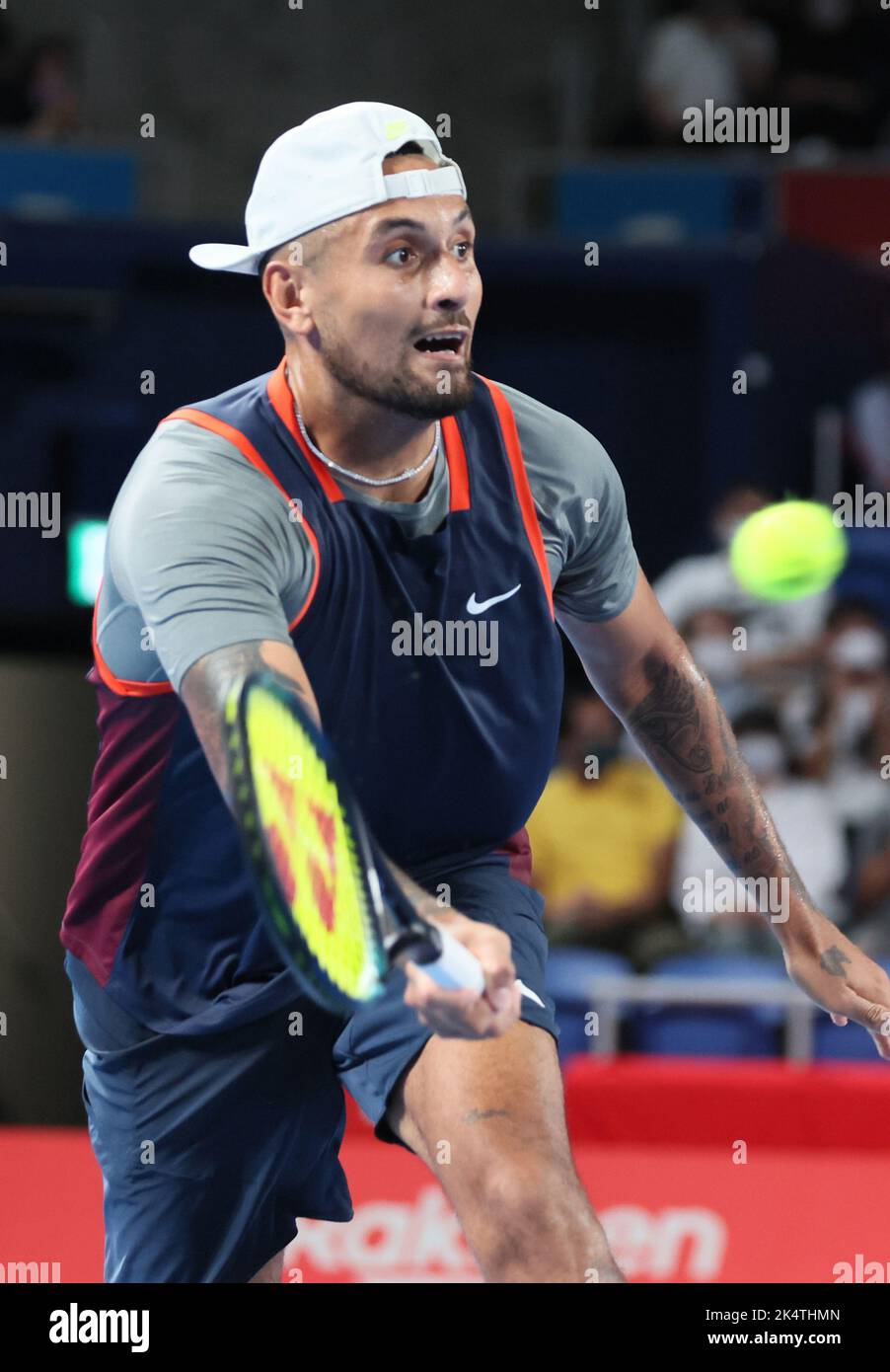 Tokyo, Giappone. 4th Ott 2022. Nick Kyrgios d'Australia restituisce la palla contro Tseng Chun-Hsin di Taiwan alla prima partita del torneo di tennis del Japan Open all'Ariake Coliseum di Tokyo martedì 4 ottobre 2022. Kyrgios sconfisse Tseng 6-3, 6-1. Credit: Yoshio Tsunoda/AFLO/Alamy Live News Foto Stock