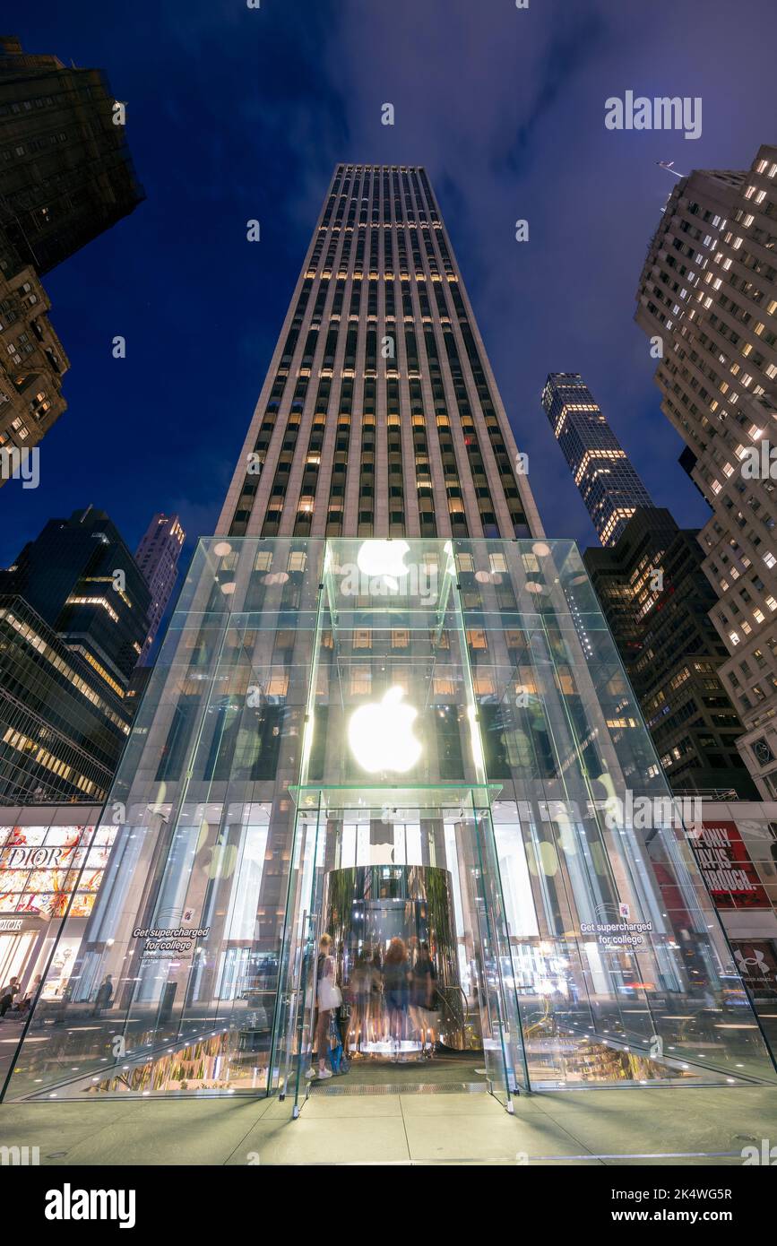 Apple Store, Pulitzer Plaza, Manhattan, New York, Stati Uniti Foto Stock