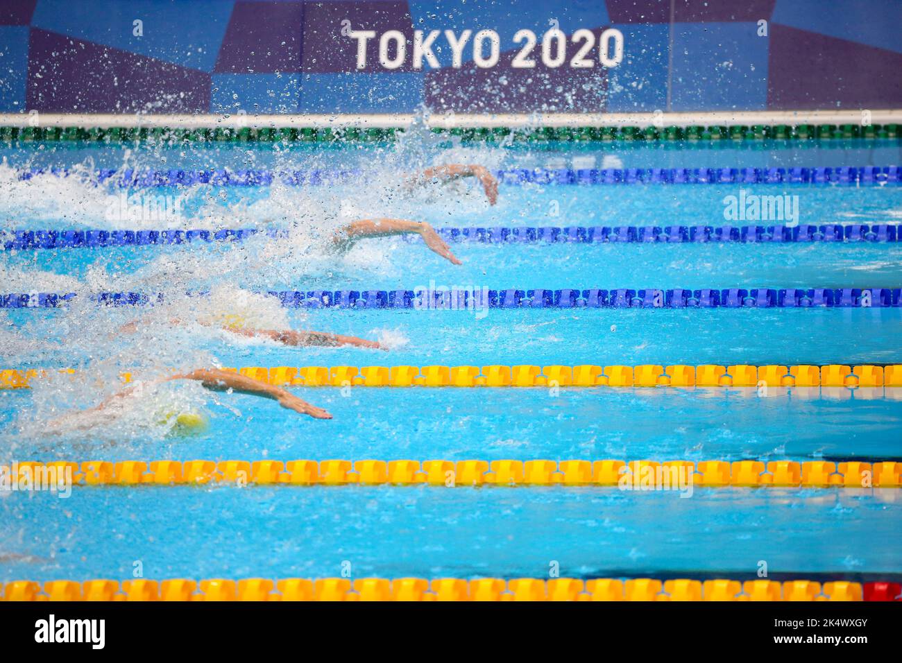 1st AGOSTO 2021 - TOKYO, GIAPPONE: Nuotatori in azione durante la finale di Freestyle 50m femminile ai Giochi Olimpici di Tokyo 2020 (Foto: Mickael Chavet/RX) Foto Stock