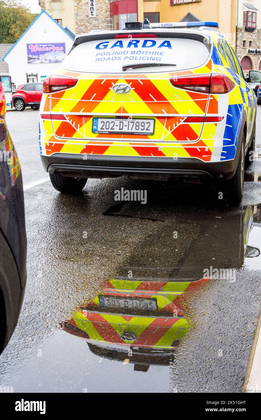 Auto della polizia irlandese. Garda auto di polizia stradale unità di un Garda Siochana, Contea di Donegal, Irlanda. Foto Stock