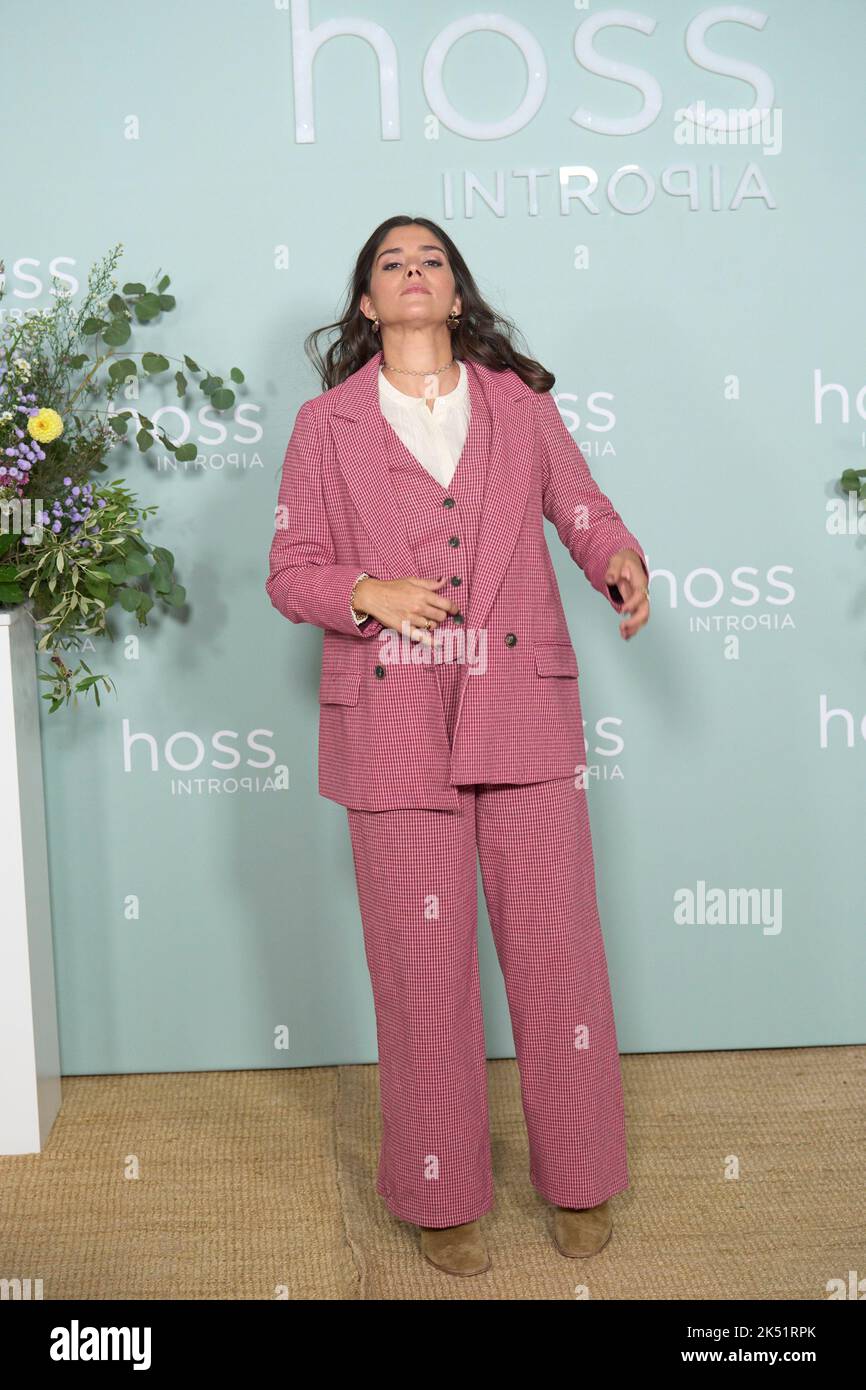 5 ottobre 2022, Madrid, Madrid, Spagna: Maria Garcia de Jaime partecipa alla presentazione della Collezione Hoss-Intropia Autumn/Winter 2022 alla Fondazione Fernando de Castro il 5 ottobre 2022 a Madrid, Spagna (Credit Image: © Jack Abuin/ZUMA Press Wire) Foto Stock