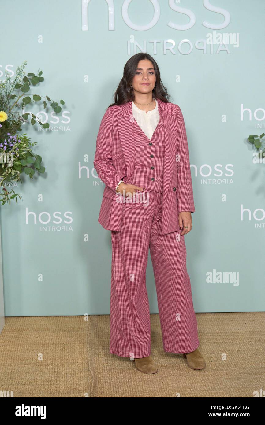 5 ottobre 2022, Madrid, Madrid, Spagna: Maria Garcia de Jaime partecipa alla presentazione della Collezione Hoss-Intropia Autumn/Winter 2022 alla Fondazione Fernando de Castro il 5 ottobre 2022 a Madrid, Spagna (Credit Image: © Jack Abuin/ZUMA Press Wire) Foto Stock