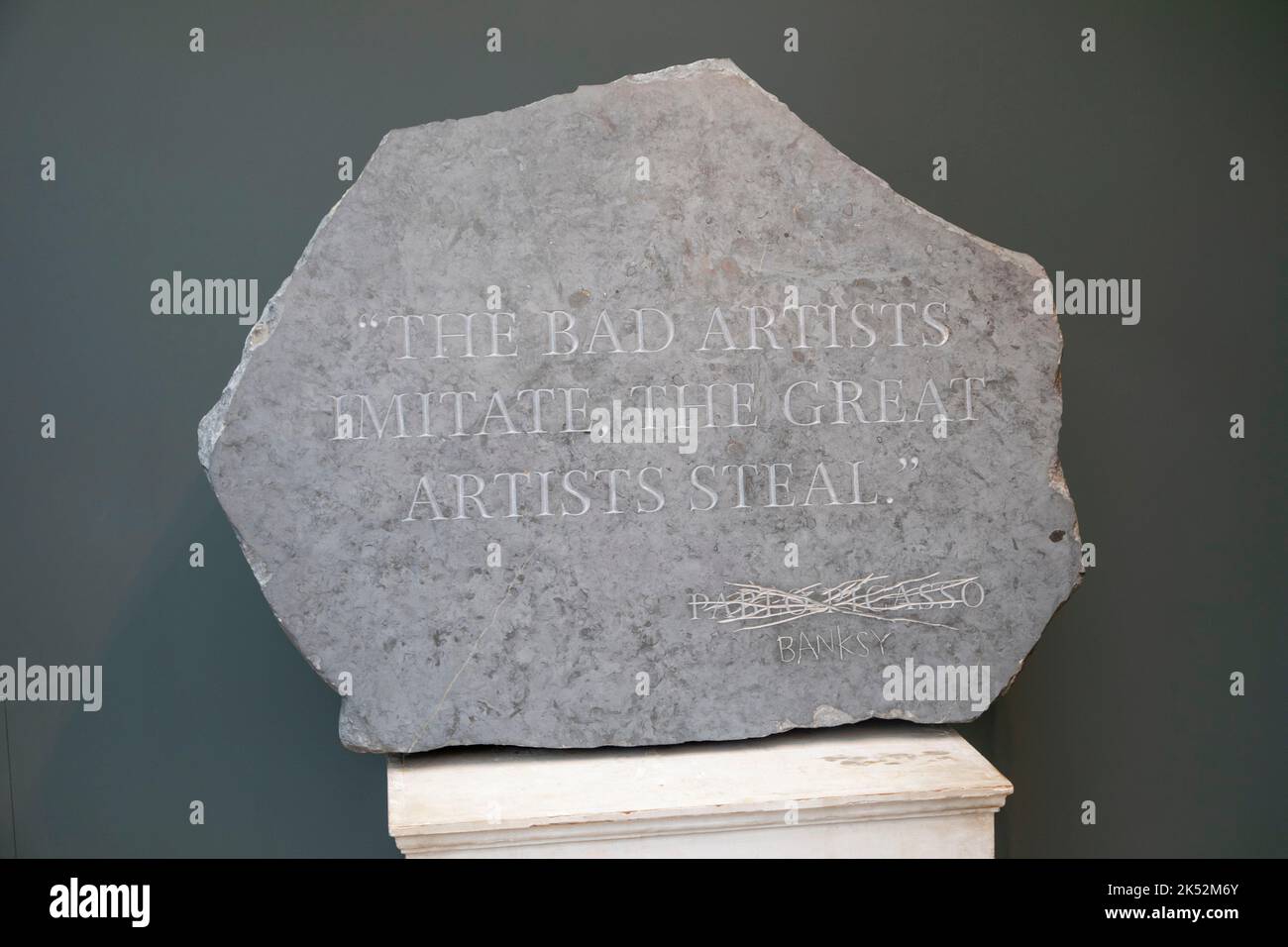 Paesi Bassi, provincia dell'Olanda settentrionale, Amsterdam, museo Moco dedicato all'arte moderna e contemporanea, opere d'arte Banksy Foto Stock