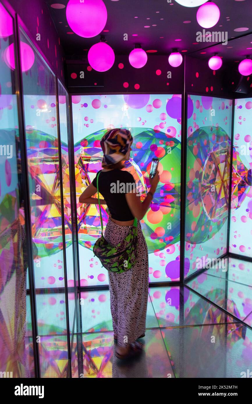 Paesi Bassi, provincia dell'Olanda settentrionale, Amsterdam, museo Moco dedicato all'arte moderna e contemporanea Foto Stock