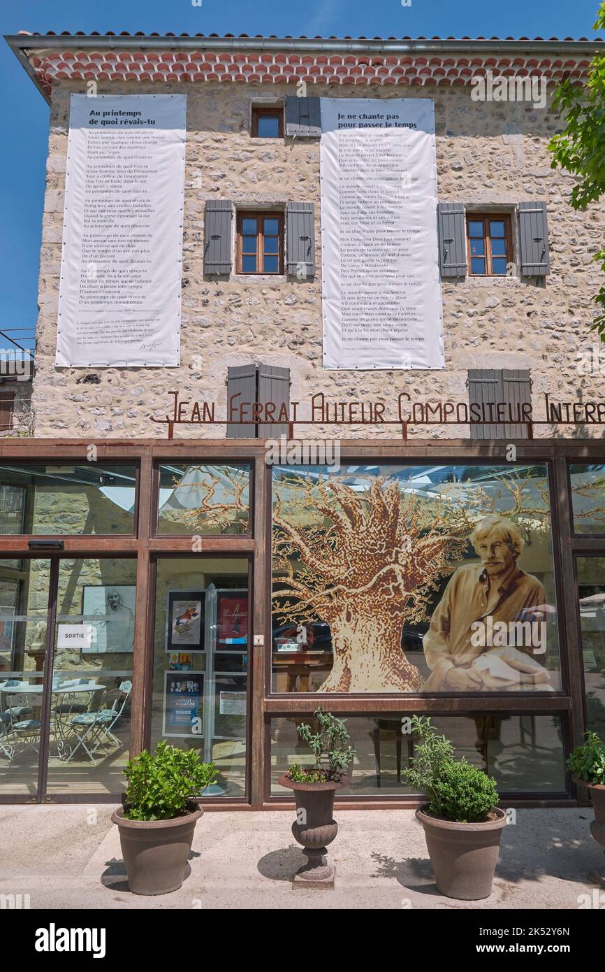 Francia, Ardeche, Antraigues sur Volane, la casa Jean Ferrat Foto Stock